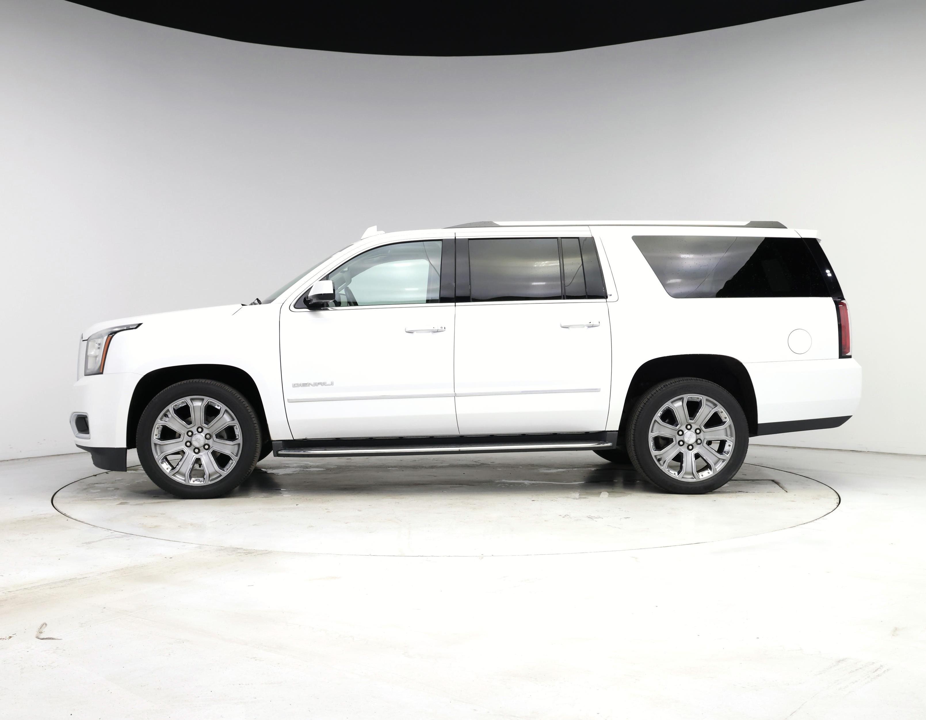 Thumbnail: 2016 GMC Yukon XL - 3