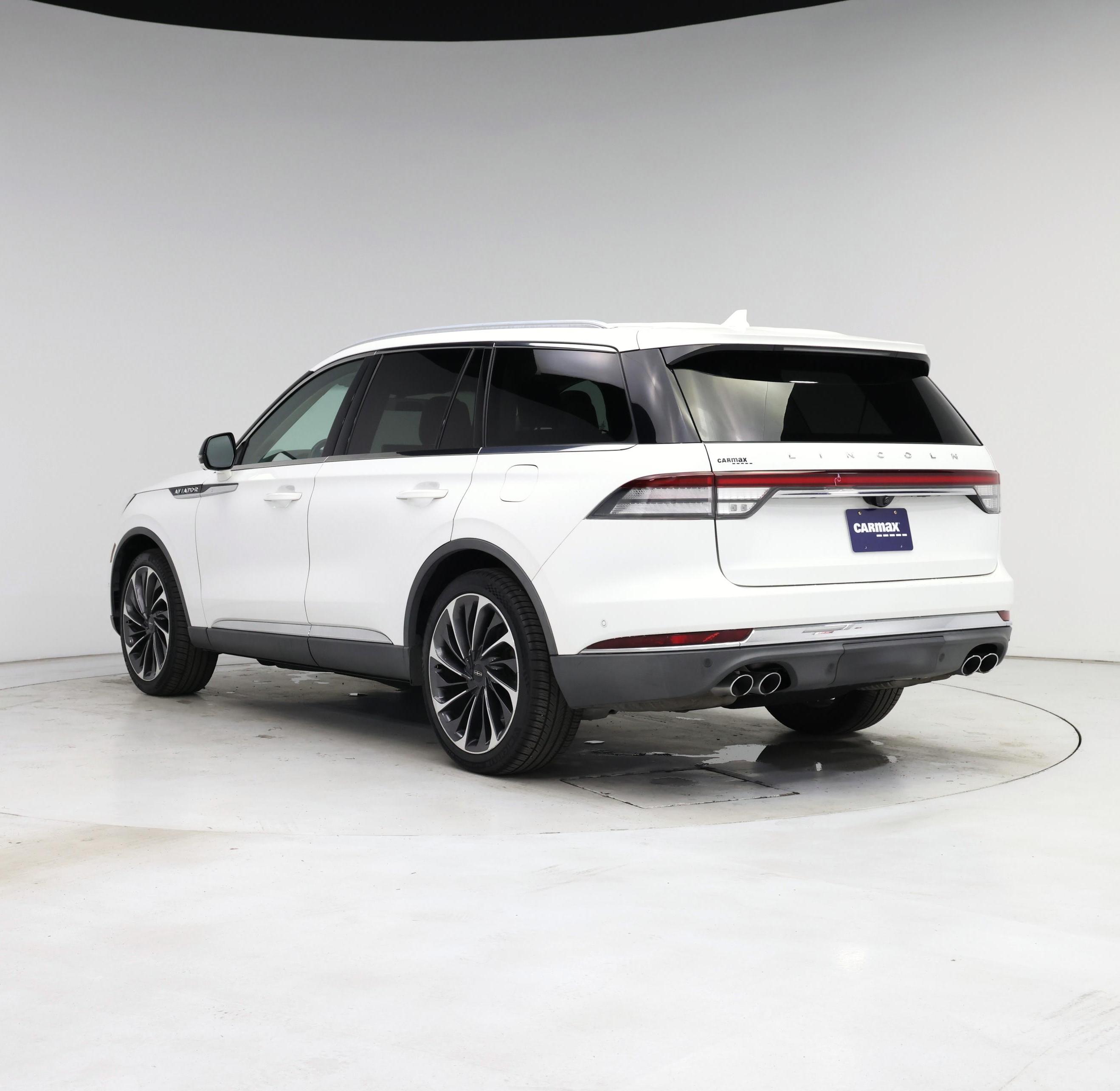 Thumbnail: 2020 Lincoln Aviator - 2