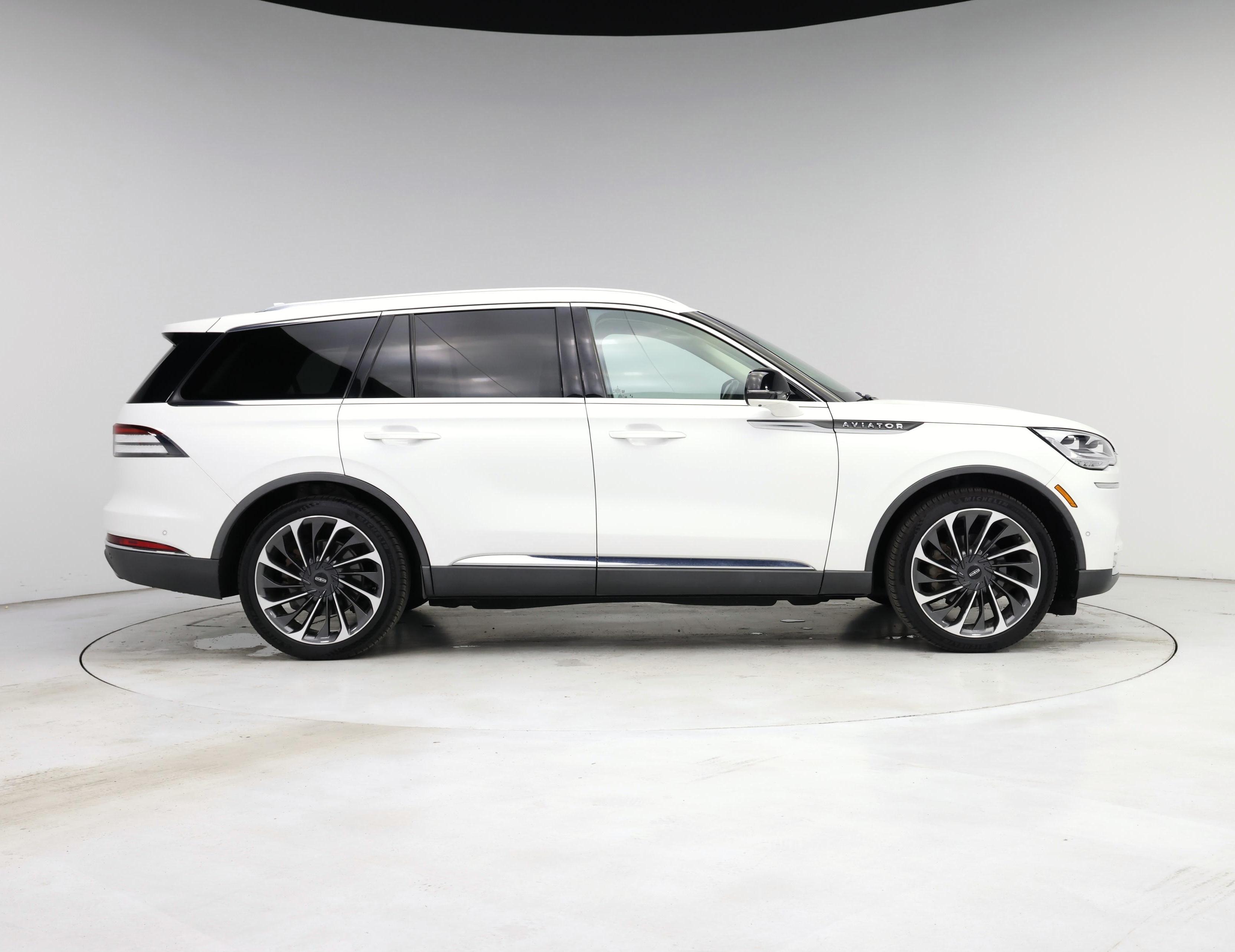 Thumbnail: 2020 Lincoln Aviator - 7
