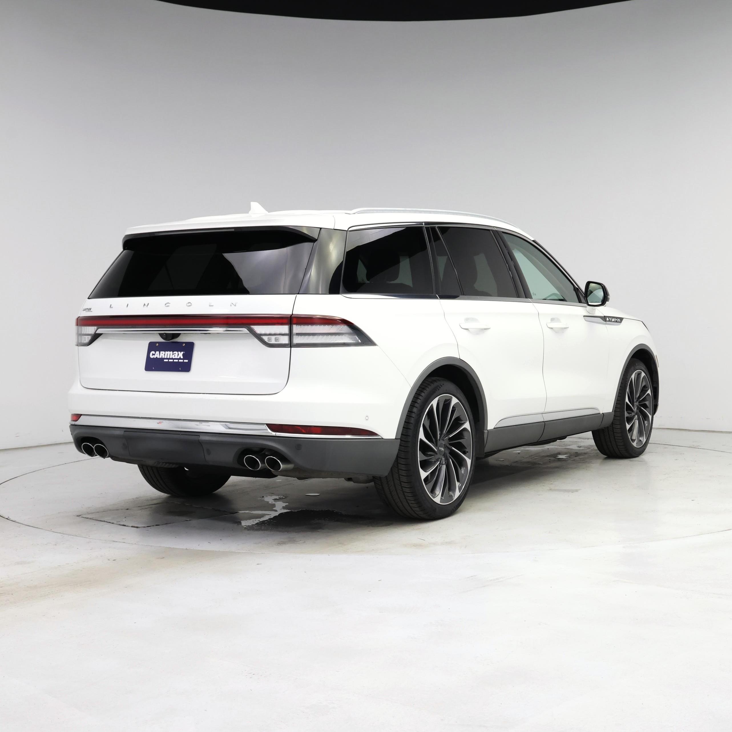 Thumbnail: 2020 Lincoln Aviator - 8