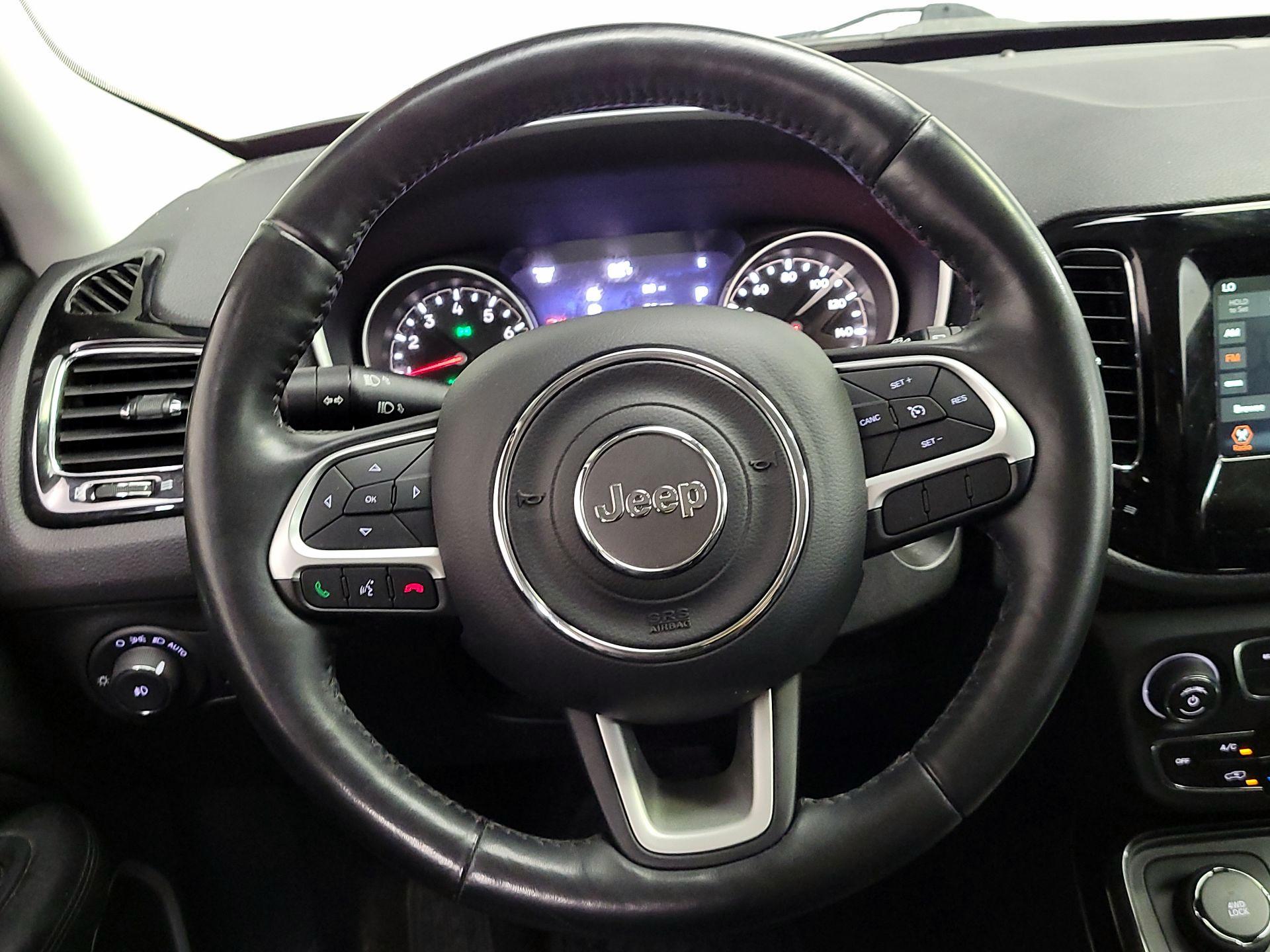Thumbnail: 2018 Jeep Compass - 10