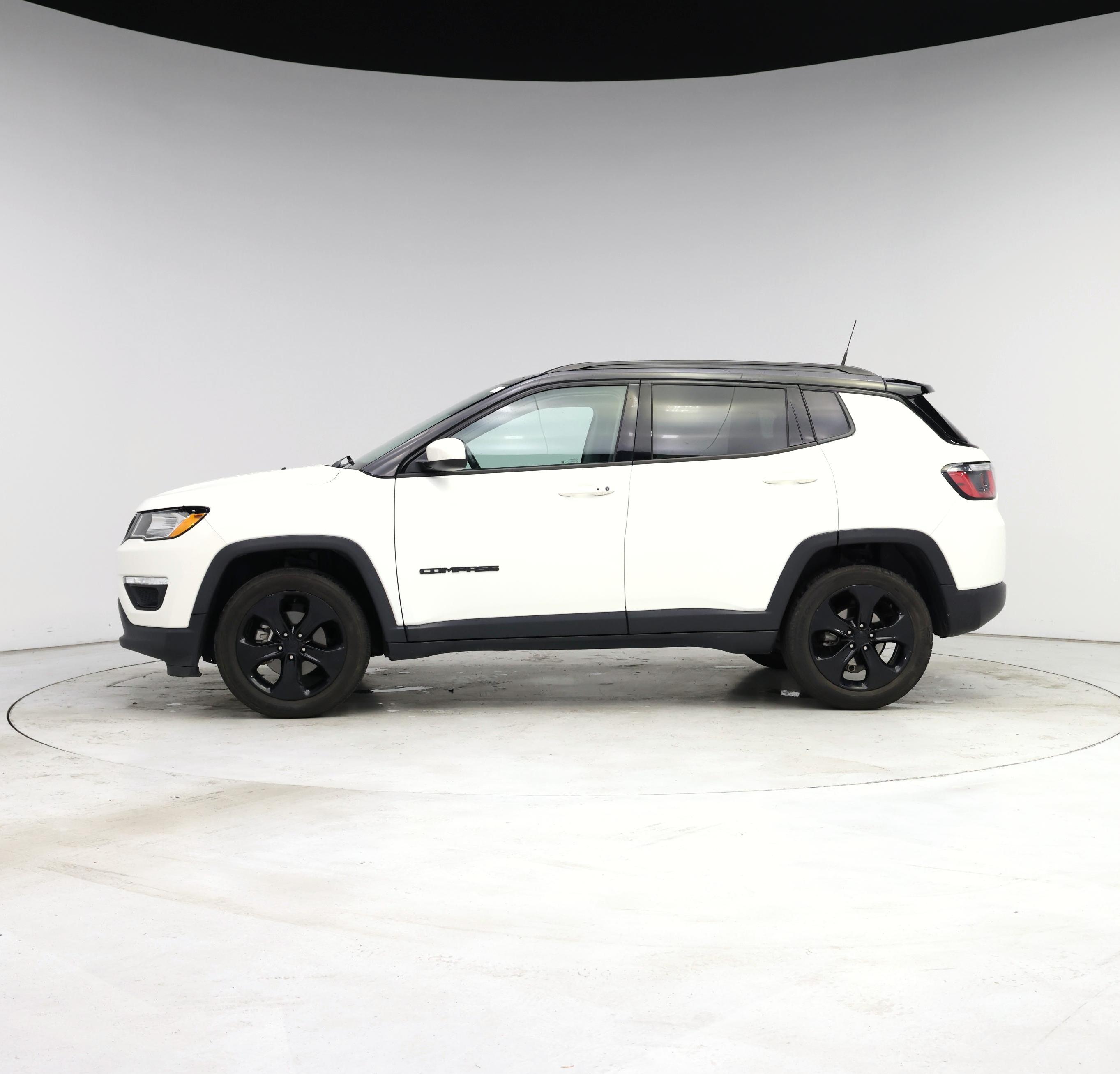Thumbnail: 2018 Jeep Compass - 3