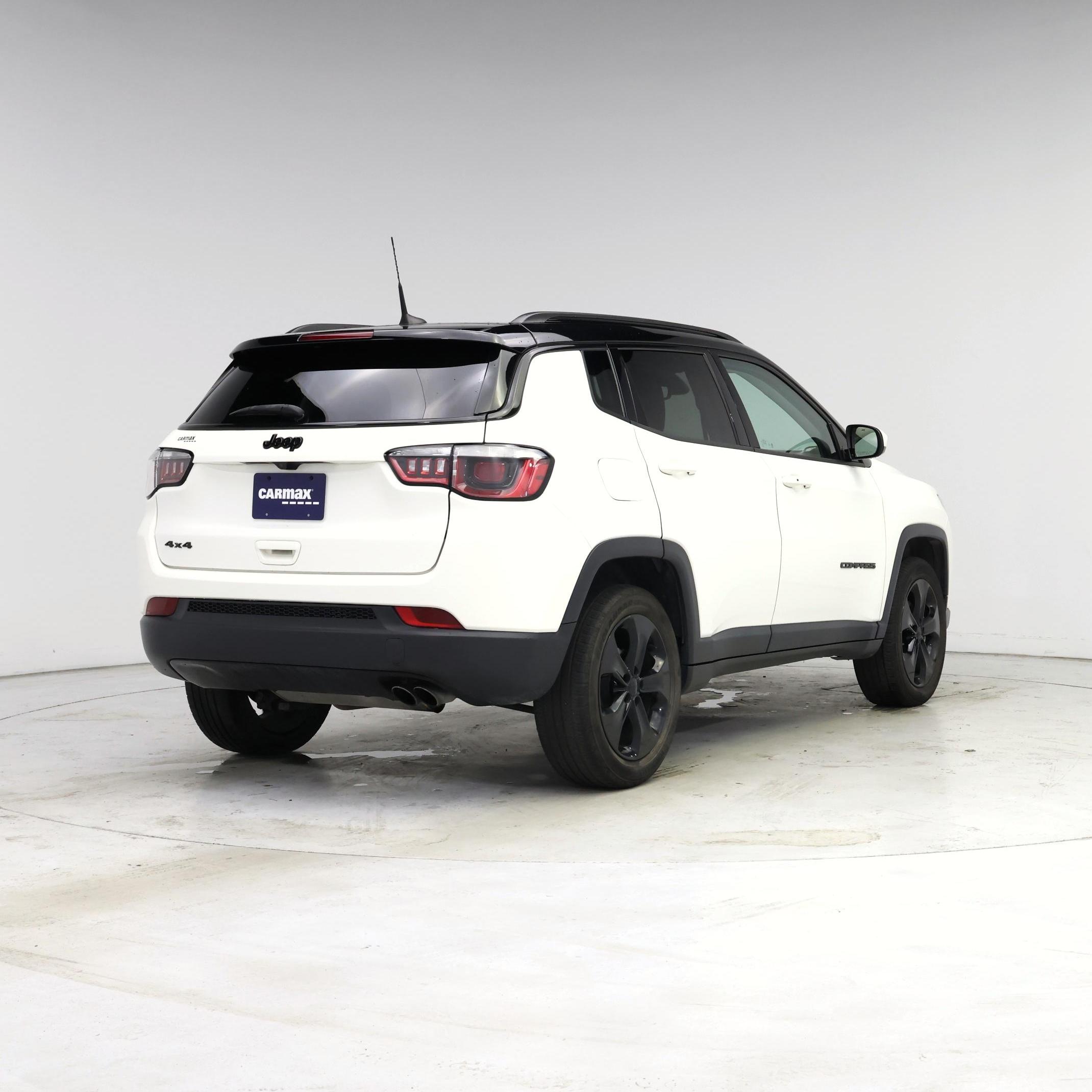 Thumbnail: 2018 Jeep Compass - 8
