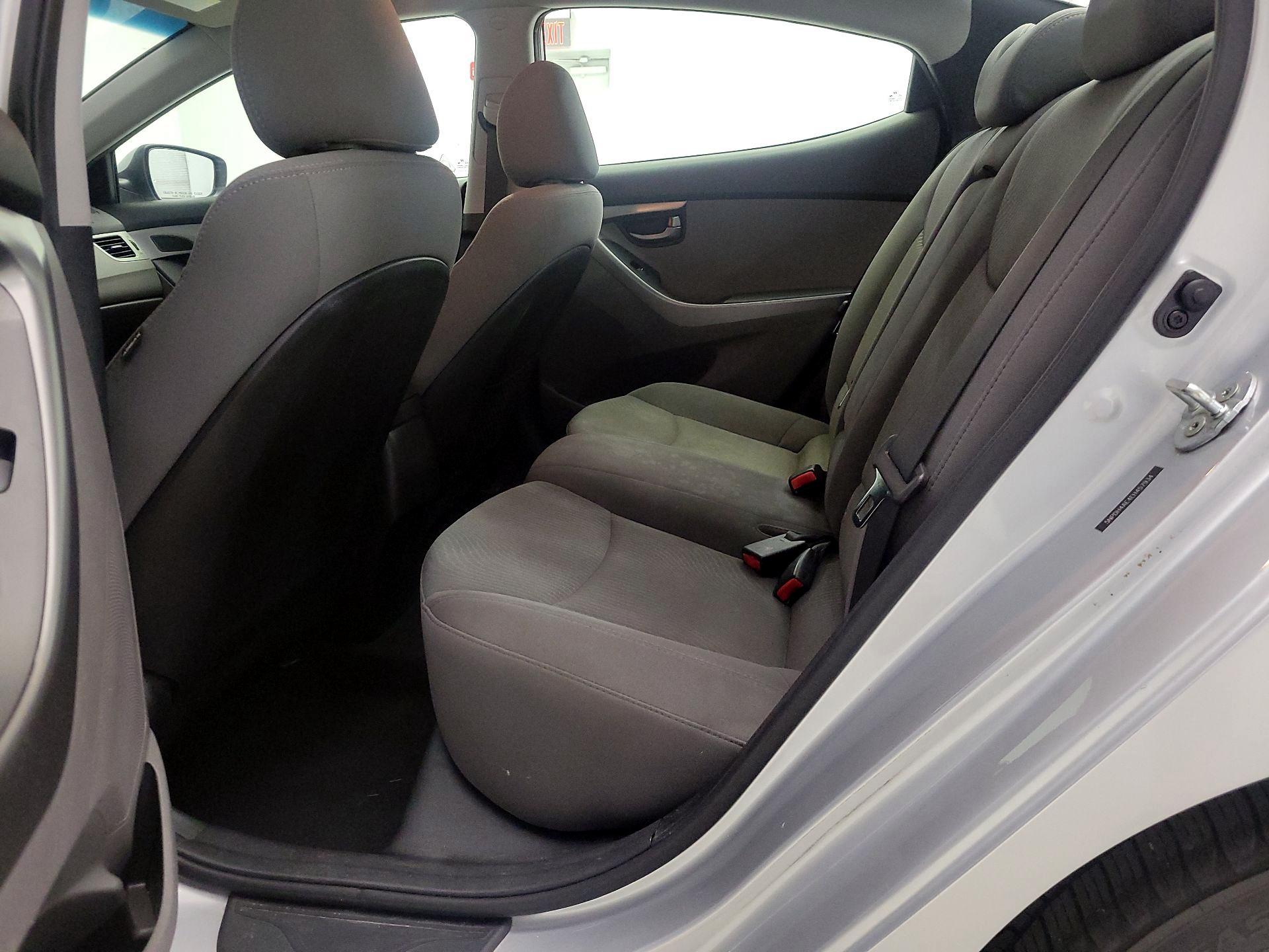 Thumbnail: 2014 Hyundai Elantra - 18