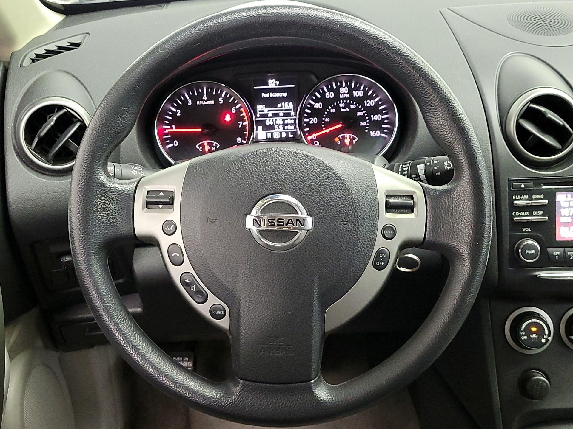 Thumbnail: 2015 Nissan Rogue - 10