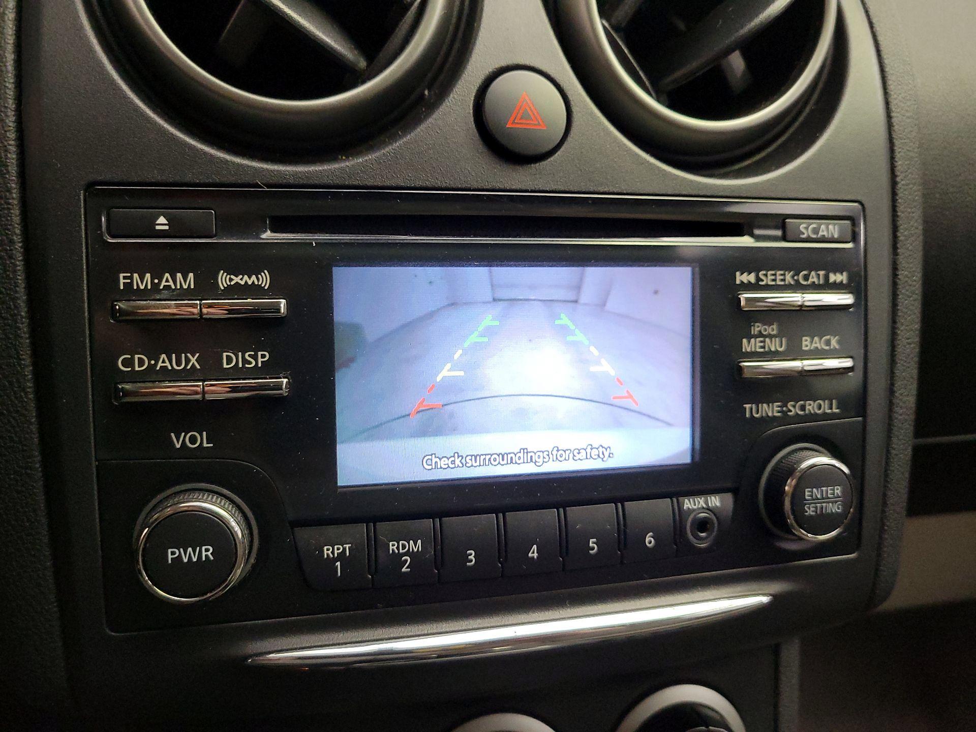 Thumbnail: 2015 Nissan Rogue - 14