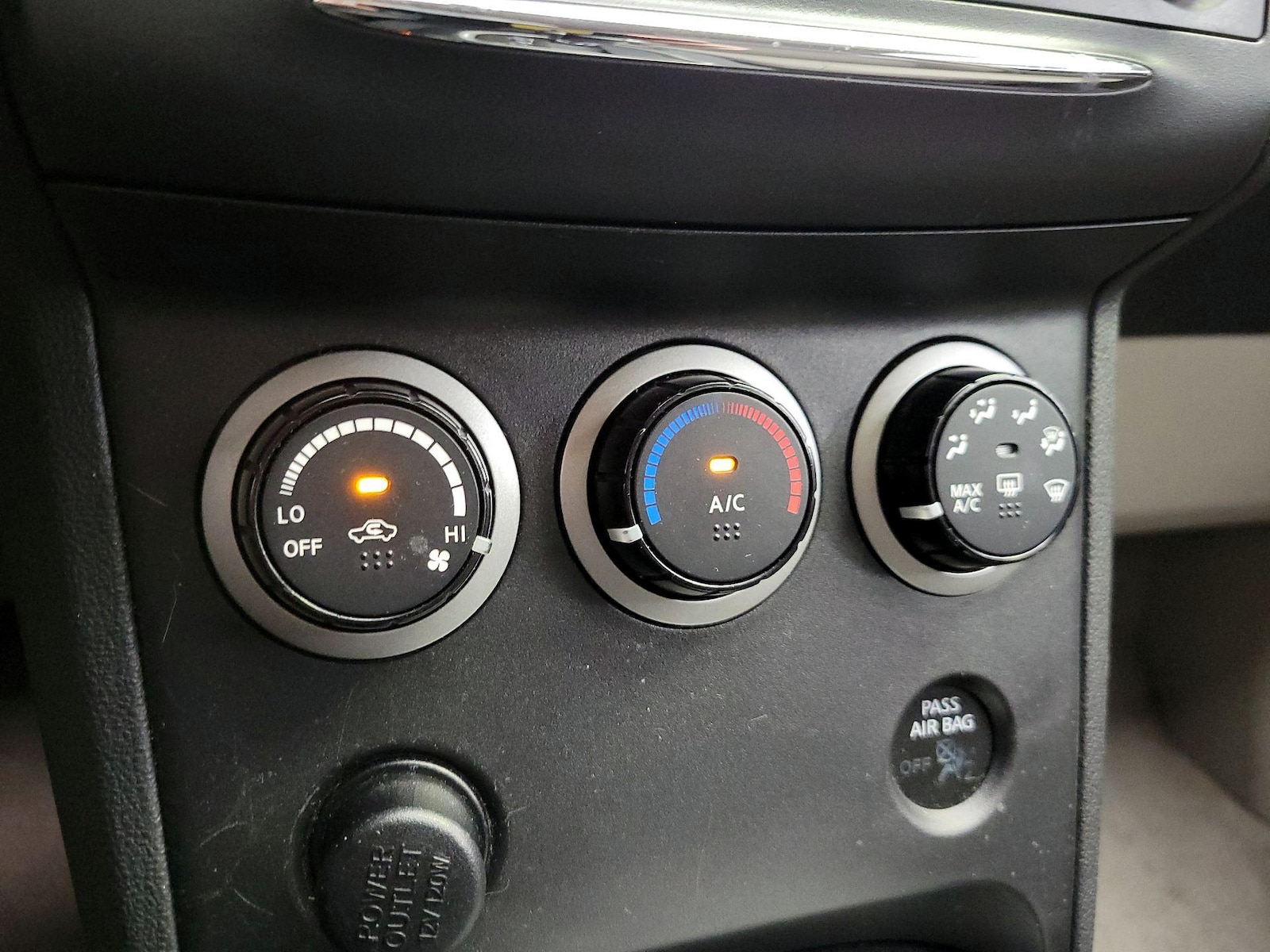 2015 Nissan Rogue Select S - Photo 17