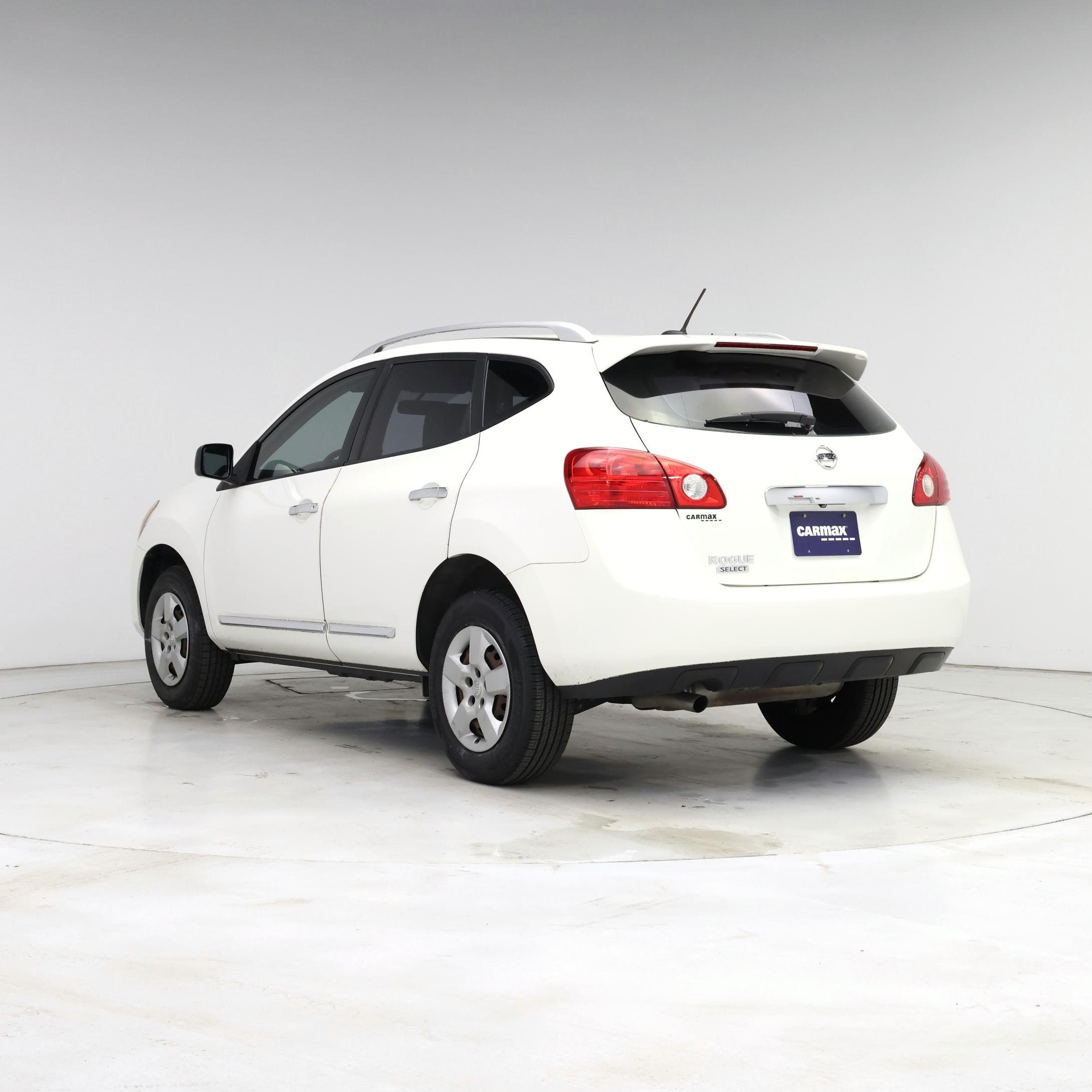 Thumbnail: 2015 Nissan Rogue - 2