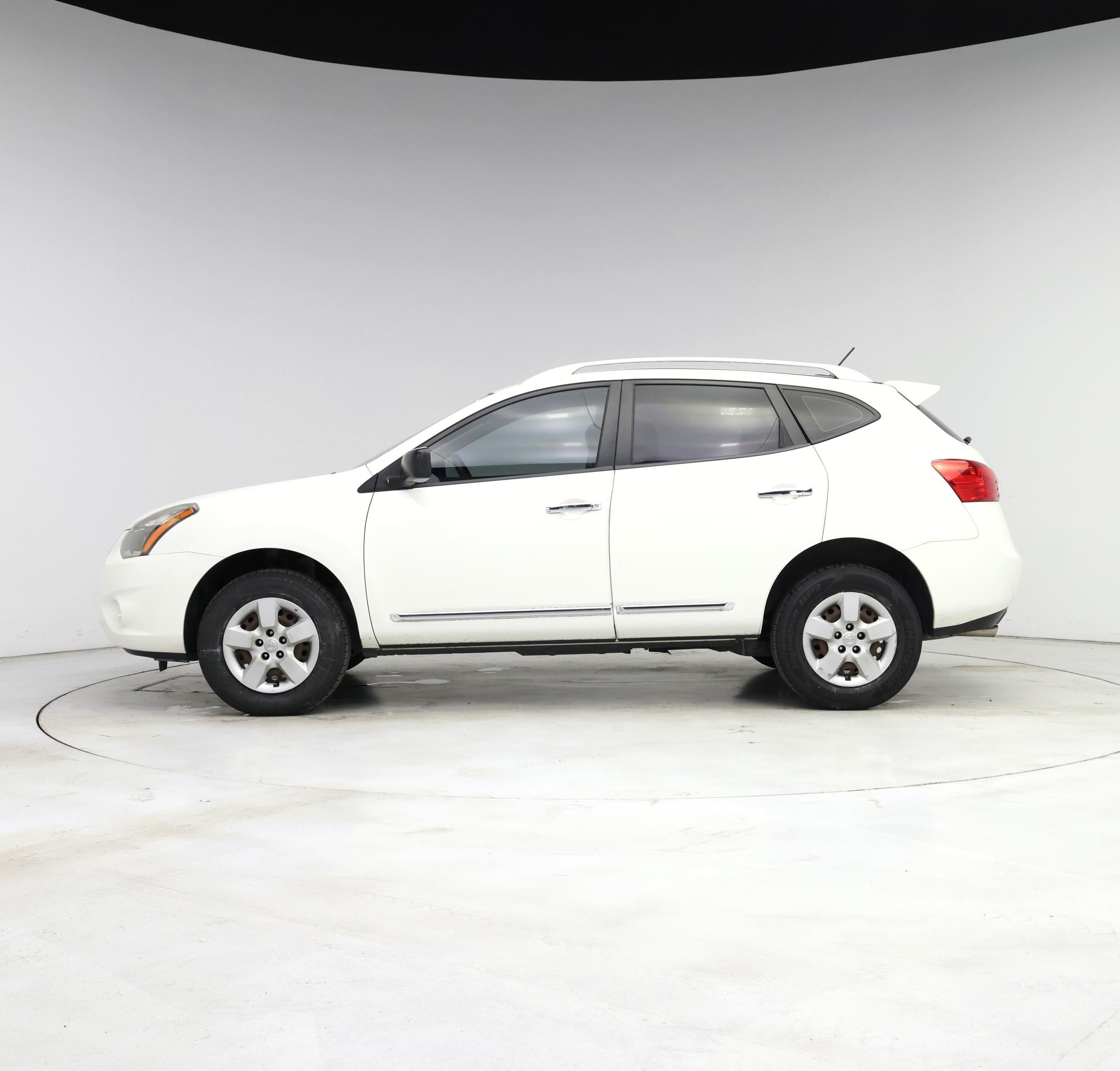 Thumbnail: 2015 Nissan Rogue - 3