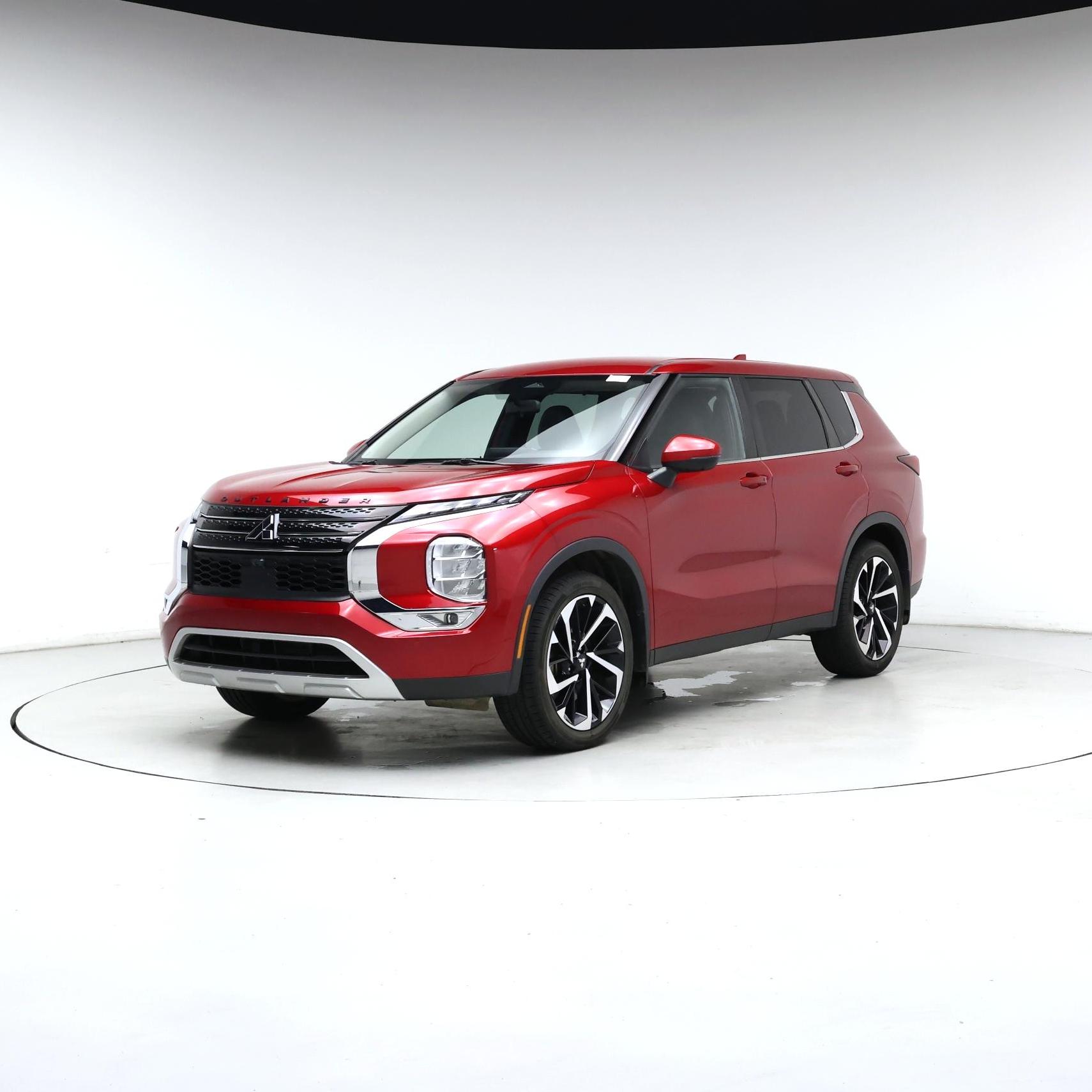 Thumbnail: 2022 Mitsubishi Outlander - 4