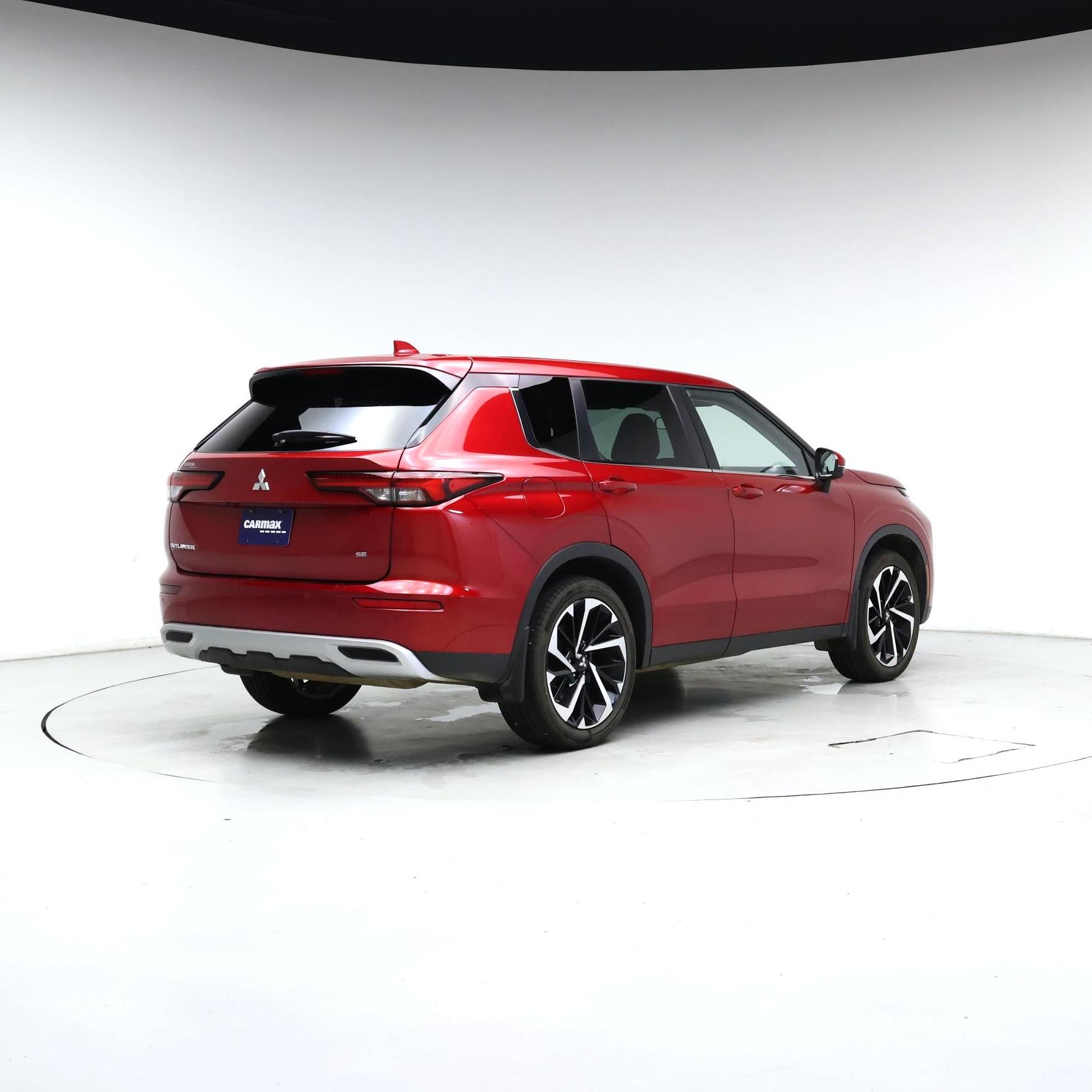 Thumbnail: 2022 Mitsubishi Outlander - 8
