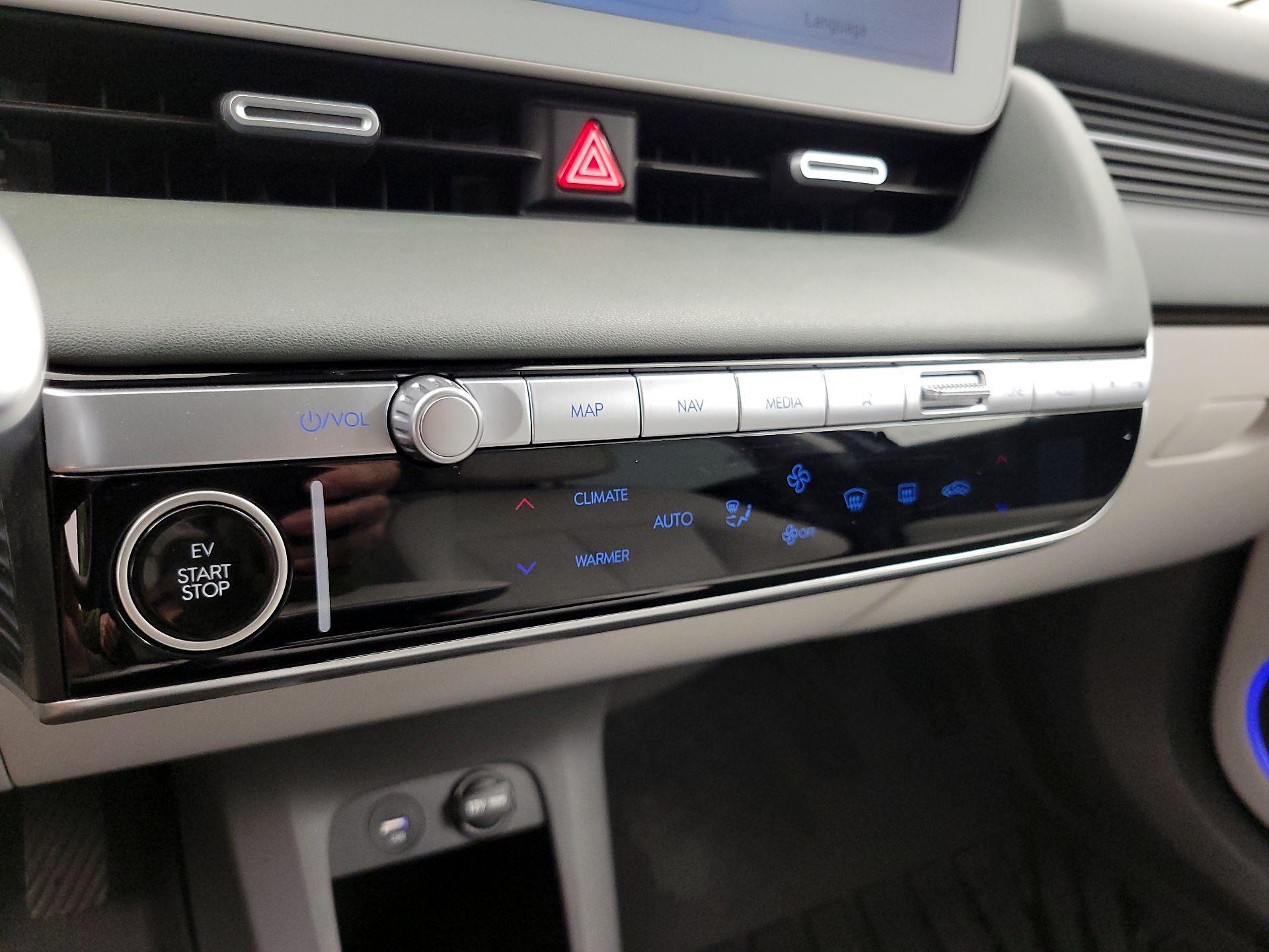 Thumbnail: 2023 Hyundai Ioniq 5 - 17