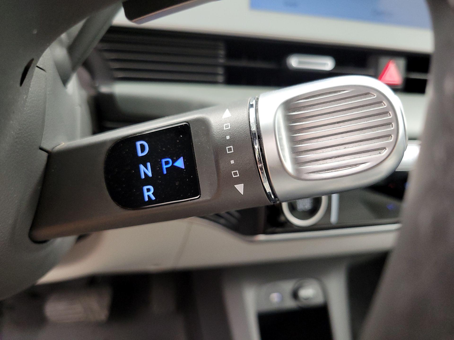 Thumbnail: 2023 Hyundai Ioniq 5 - 18