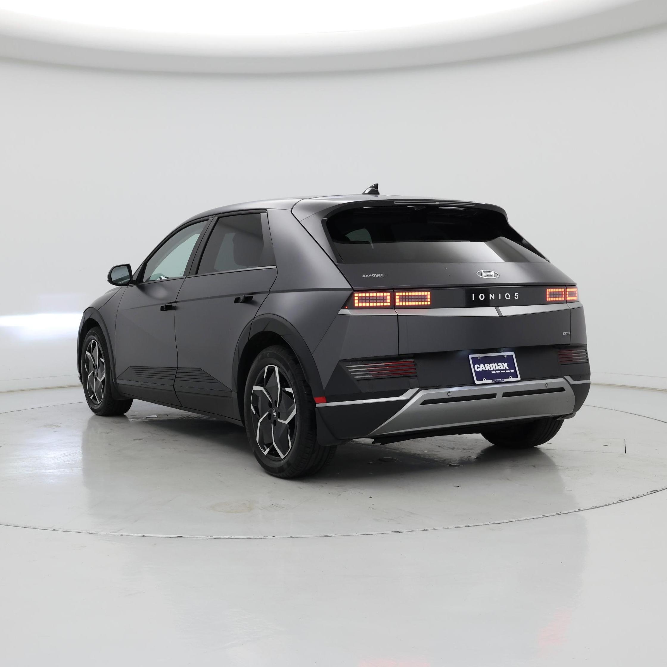 Thumbnail: 2023 Hyundai Ioniq 5 - 2