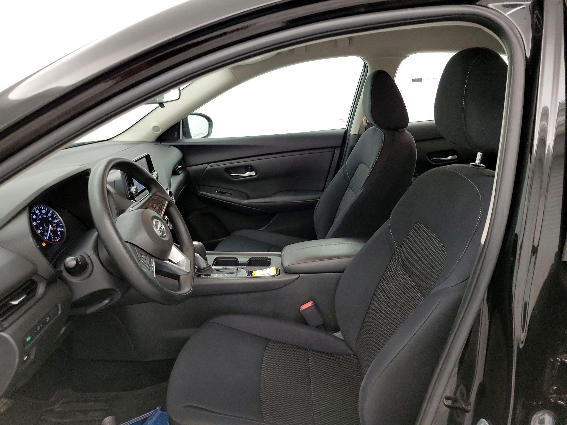 Thumbnail: 2023 Nissan Sentra - 11