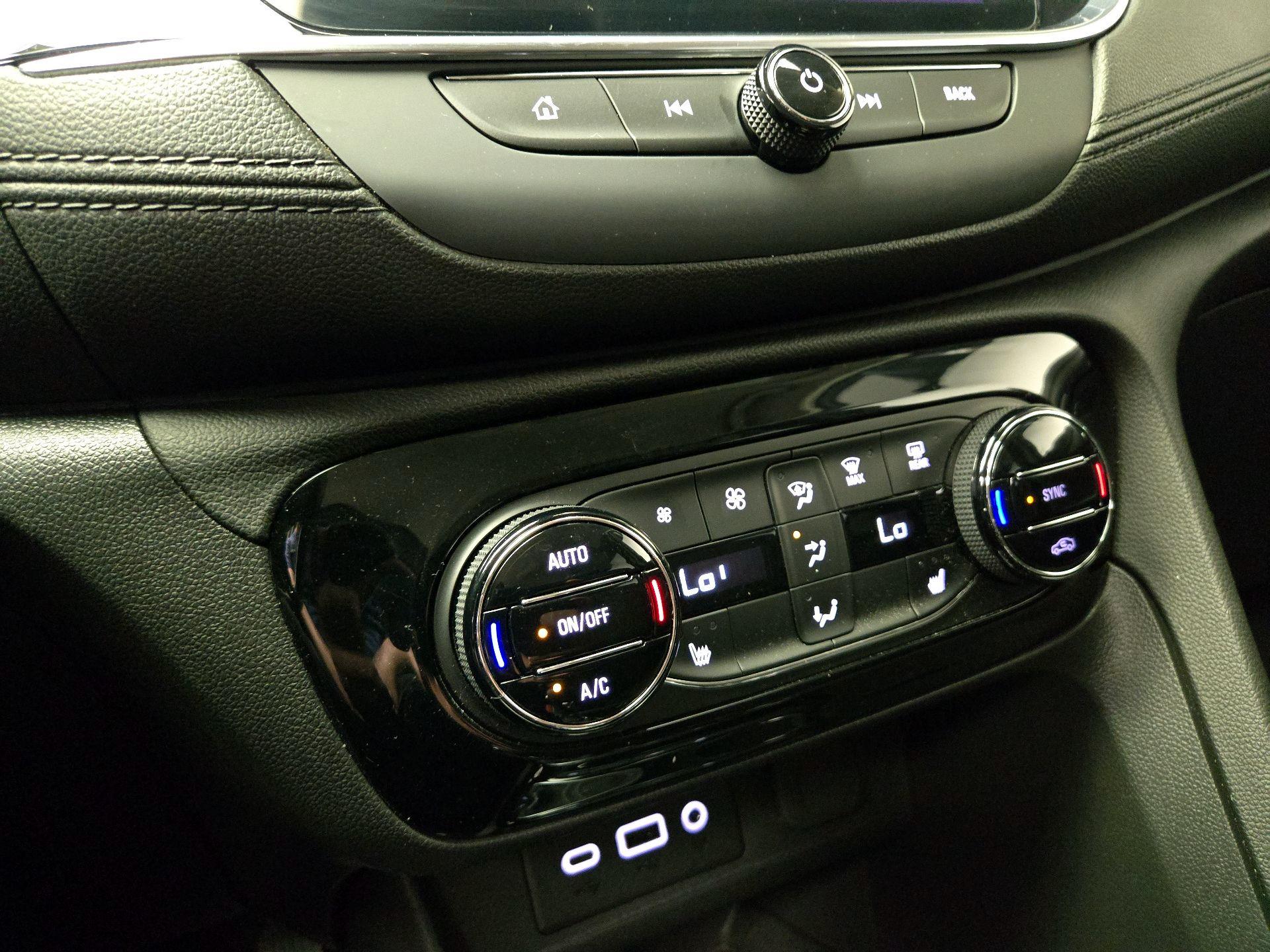 Thumbnail: 2020 Buick Encore GX - 16