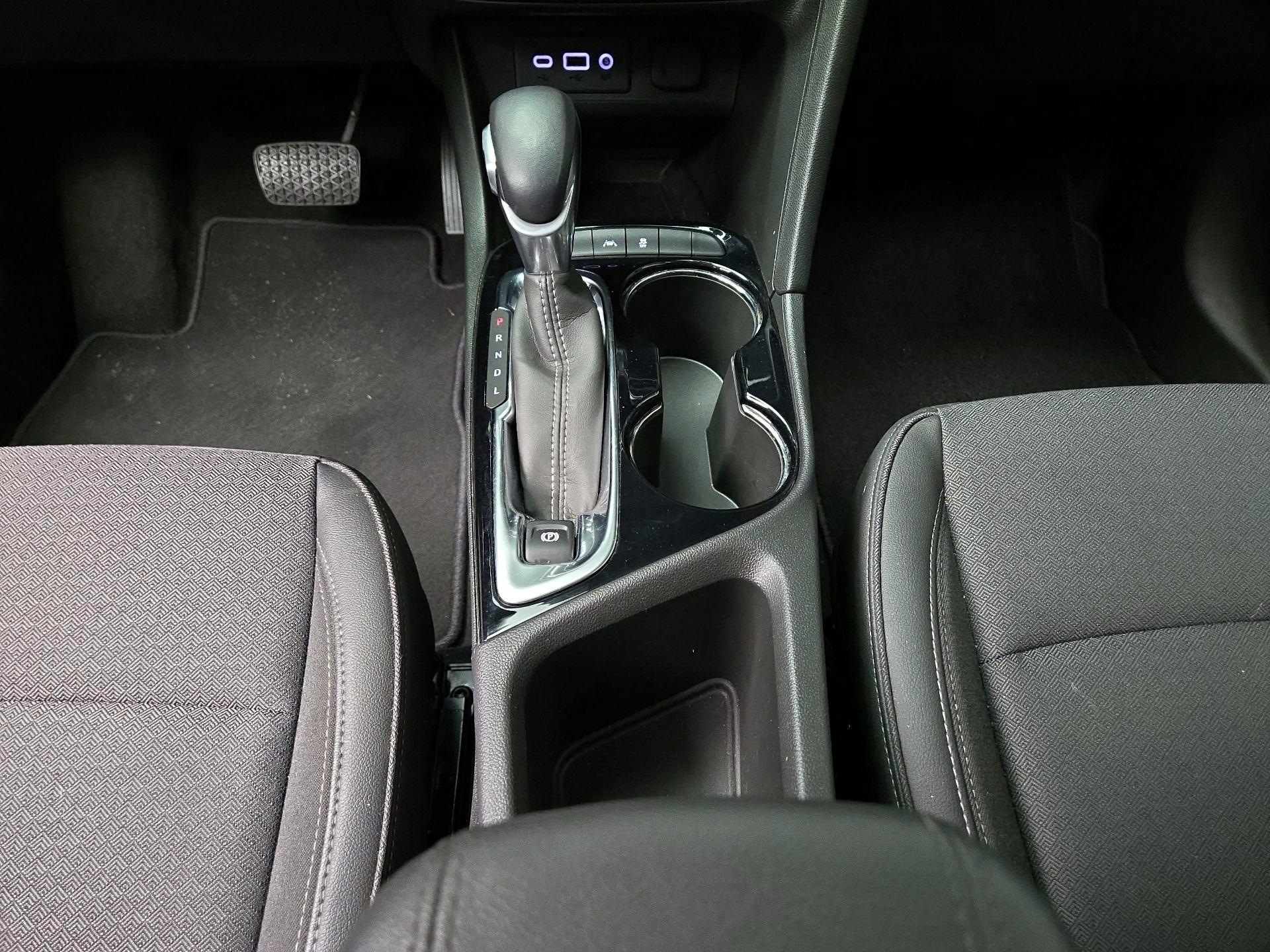 Thumbnail: 2020 Buick Encore GX - 17