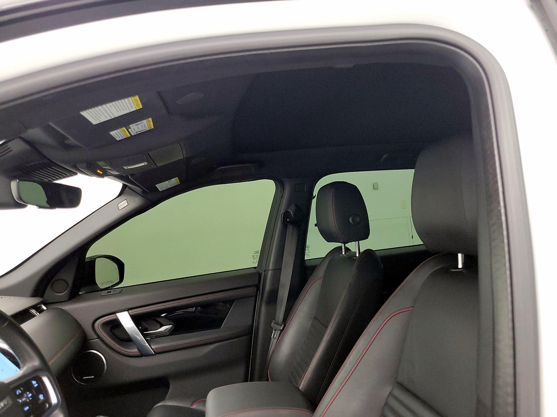 Thumbnail: 2021 Land Rover Discovery Sport - 20