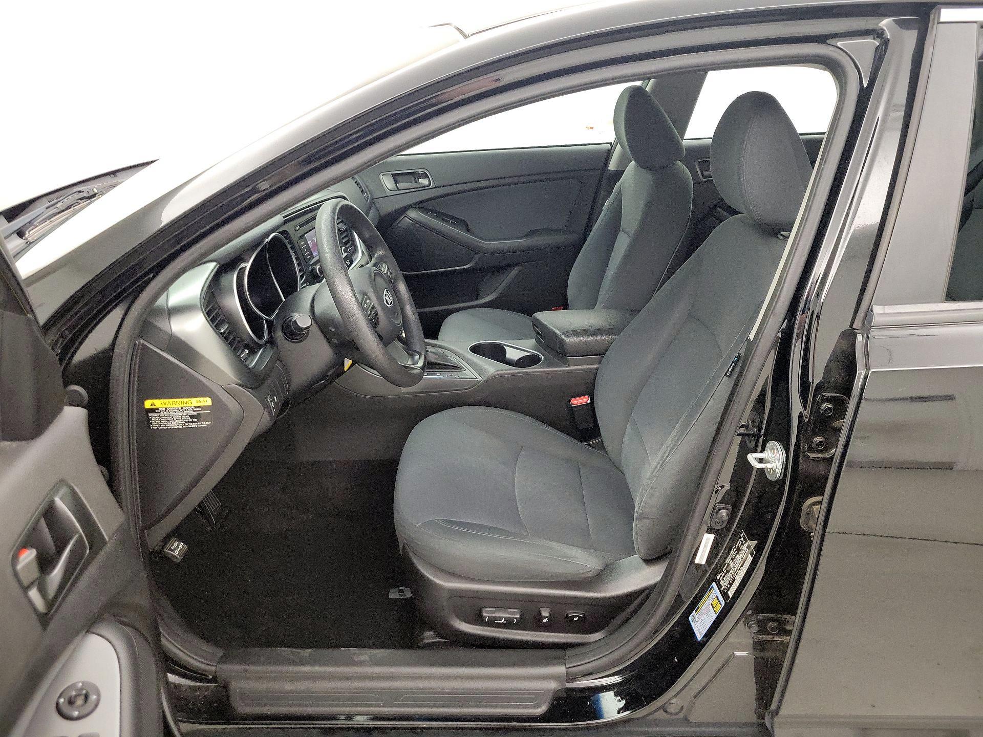 Thumbnail: 2015 Kia Optima - 11