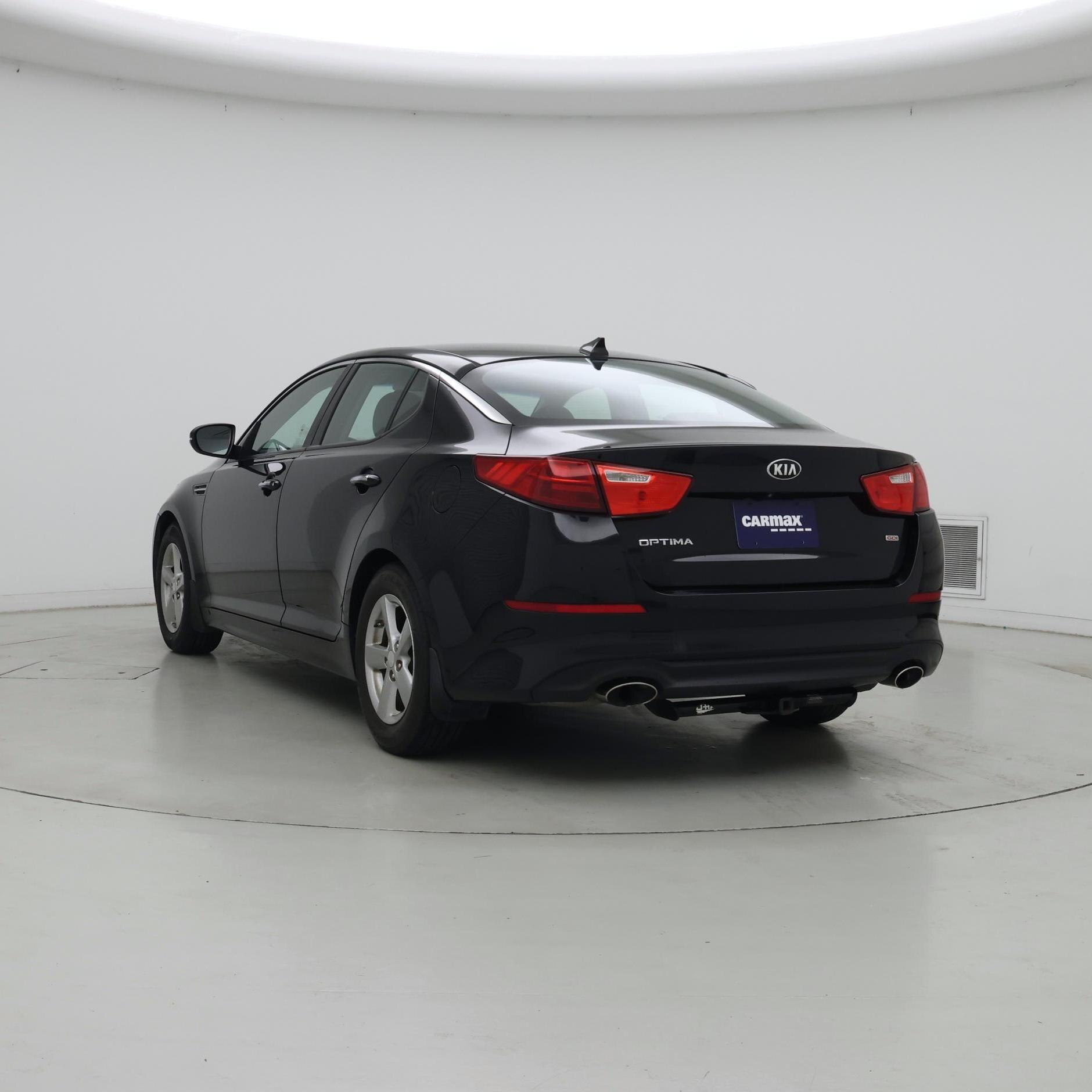Thumbnail: 2015 Kia Optima - 2