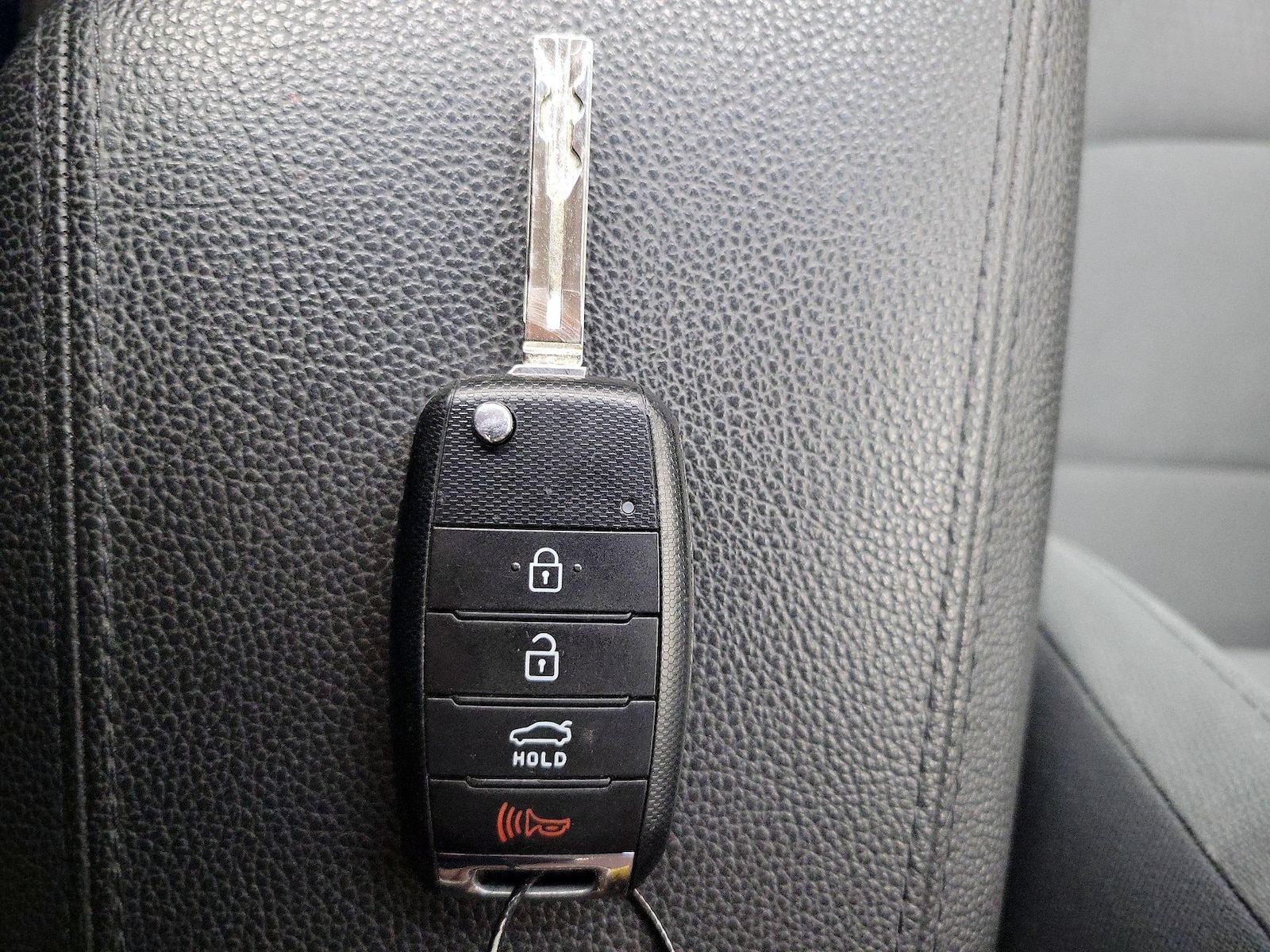 2015 Kia Optima LX - Photo 24