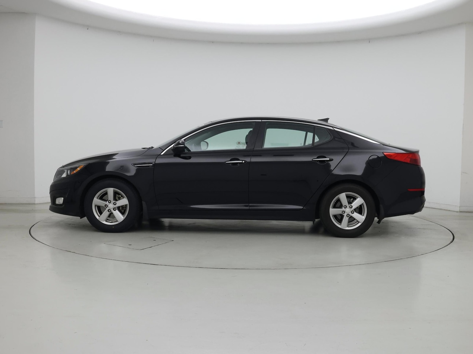 2015 Kia Optima LX - Photo 4