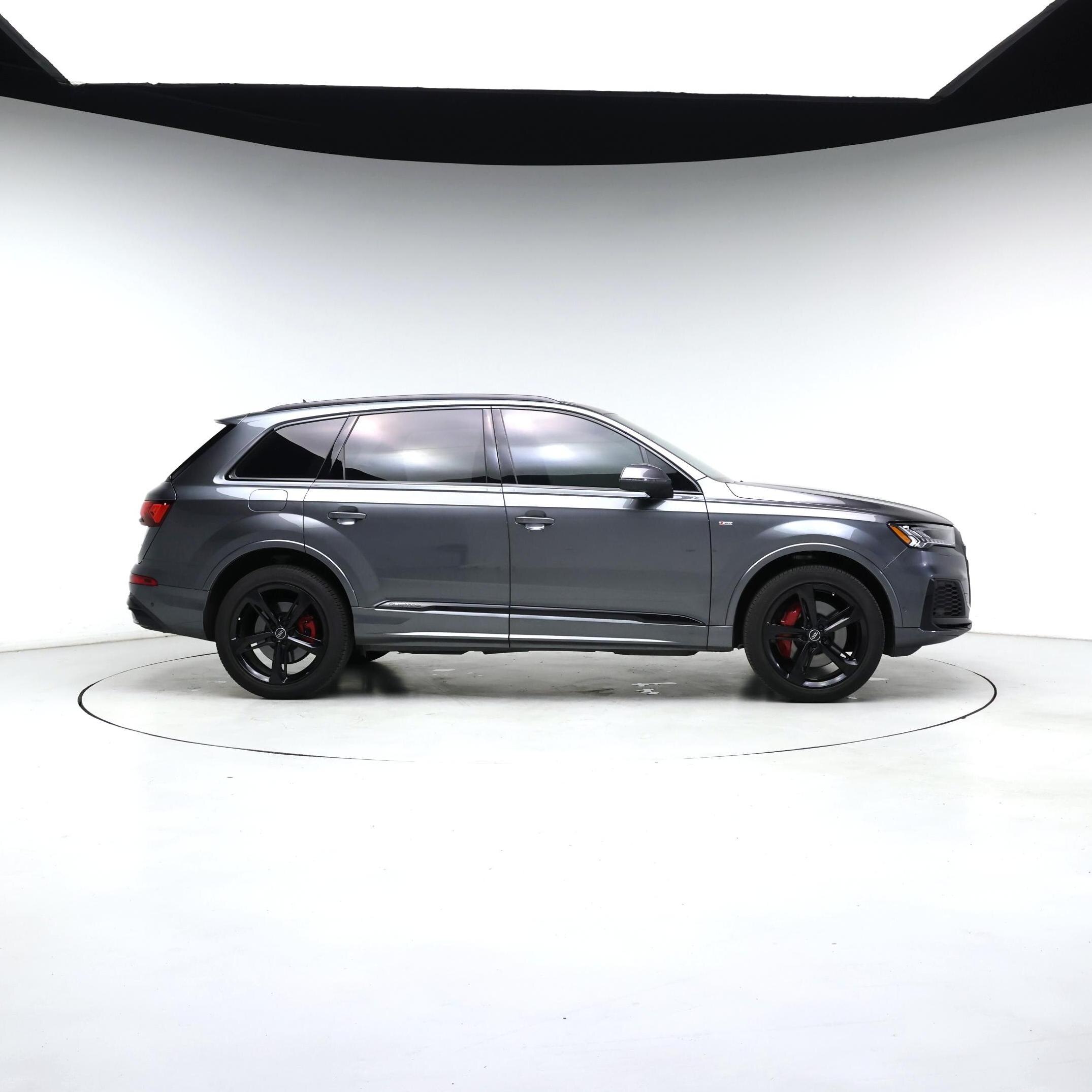 Thumbnail: 2024 Audi Q7 - 7
