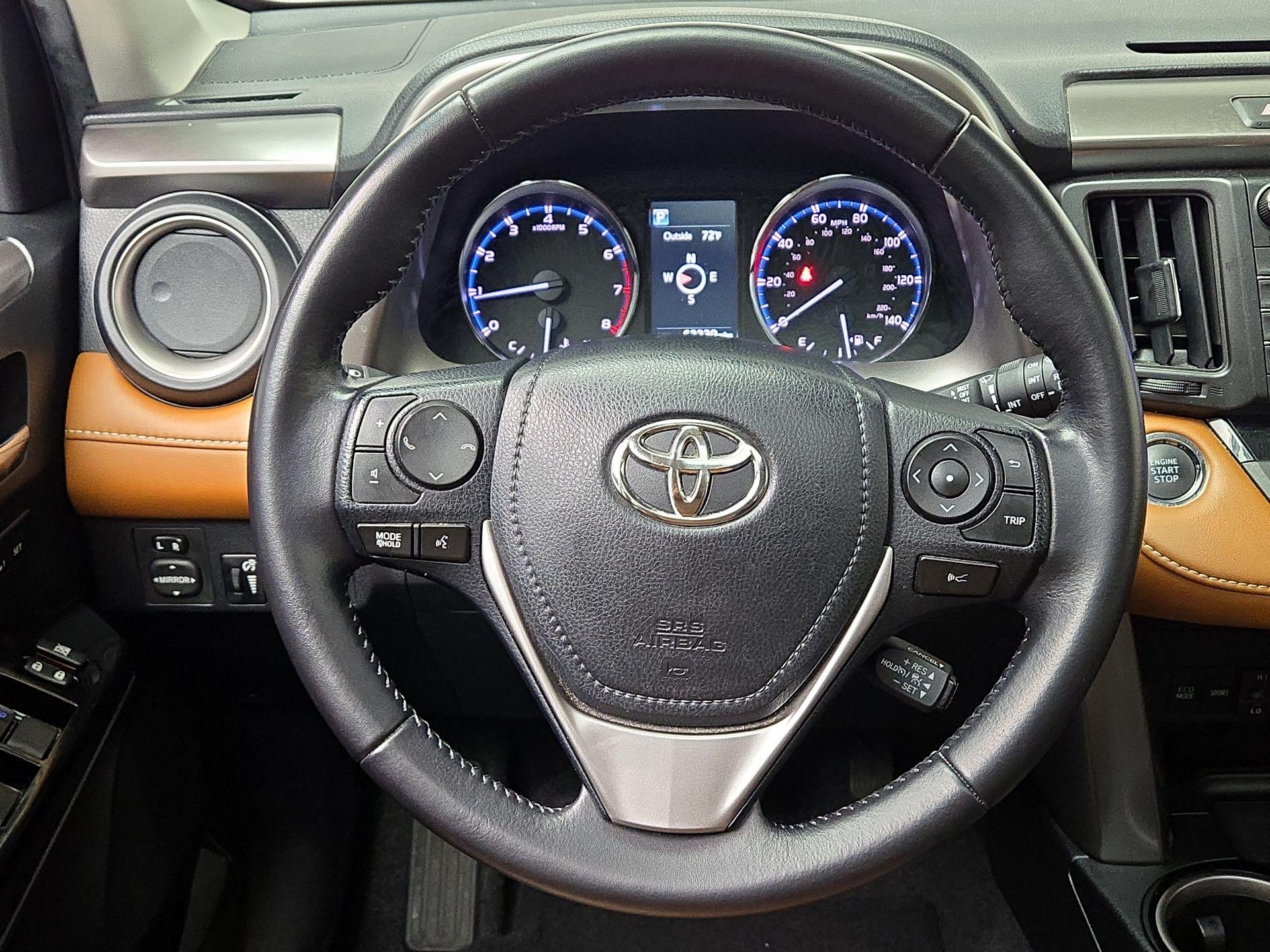 Thumbnail: 2016 Toyota RAV4 - 10
