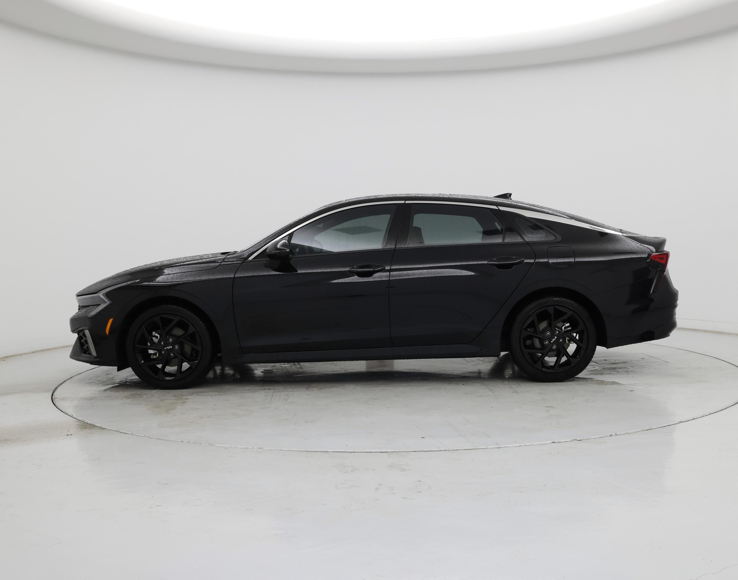 Thumbnail: 2026 Kia K5 - 3