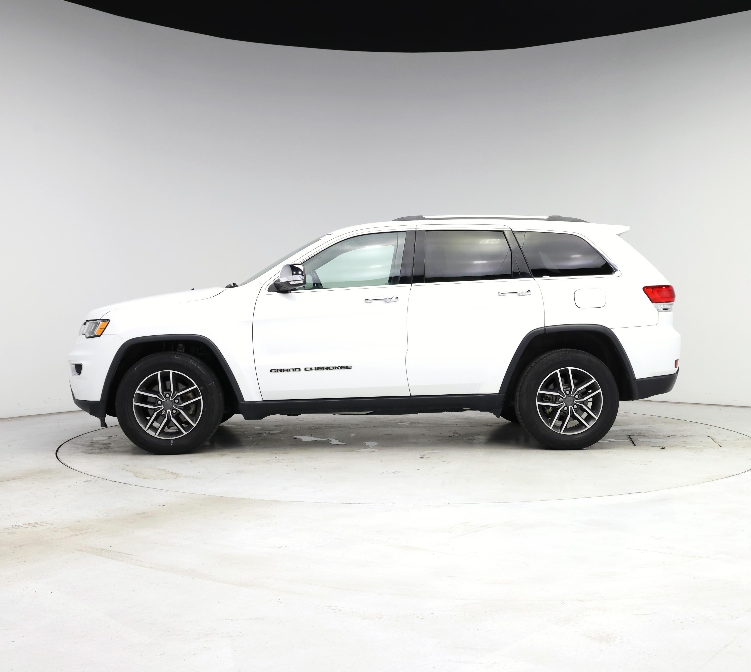 Thumbnail: 2019 Jeep Grand Cherokee - 3