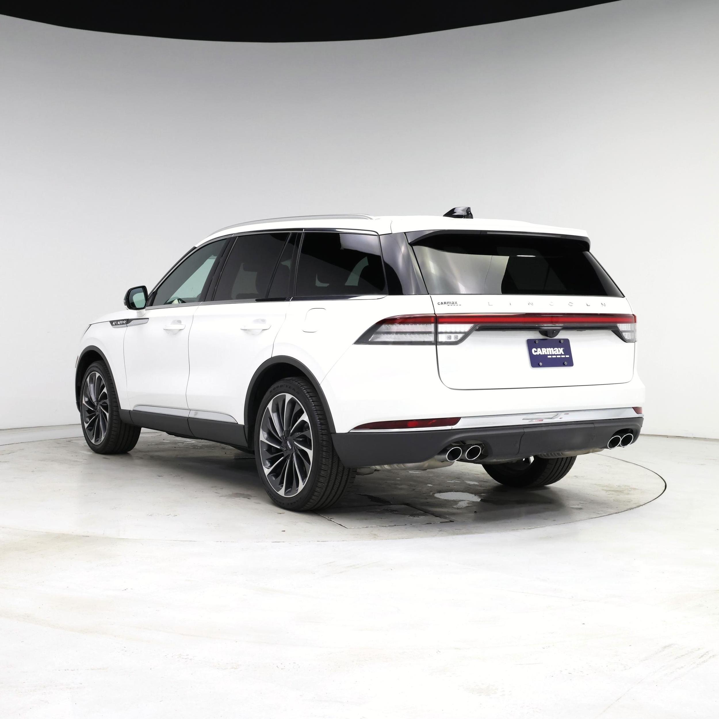 Thumbnail: 2025 Lincoln Aviator - 2