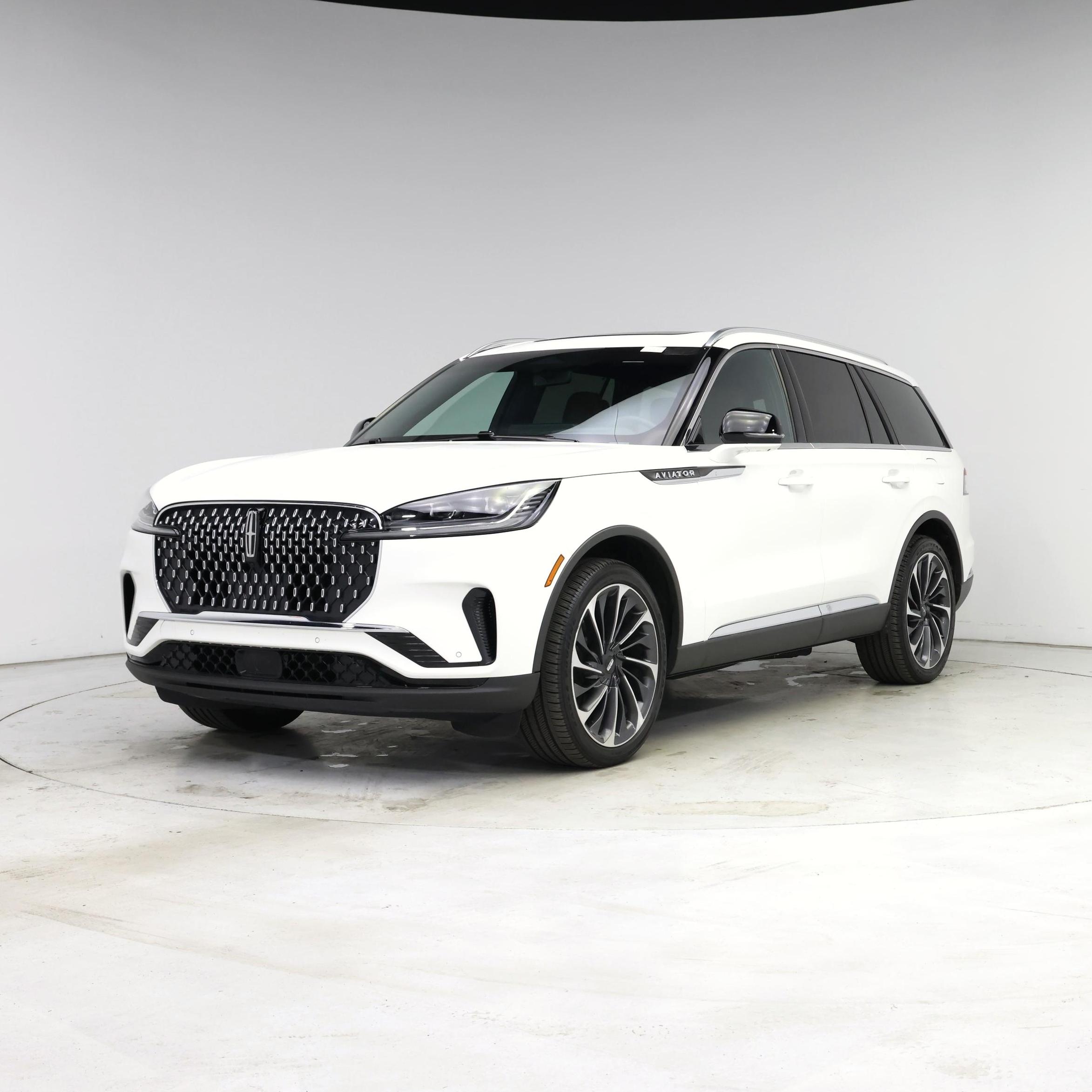 Thumbnail: 2025 Lincoln Aviator - 4