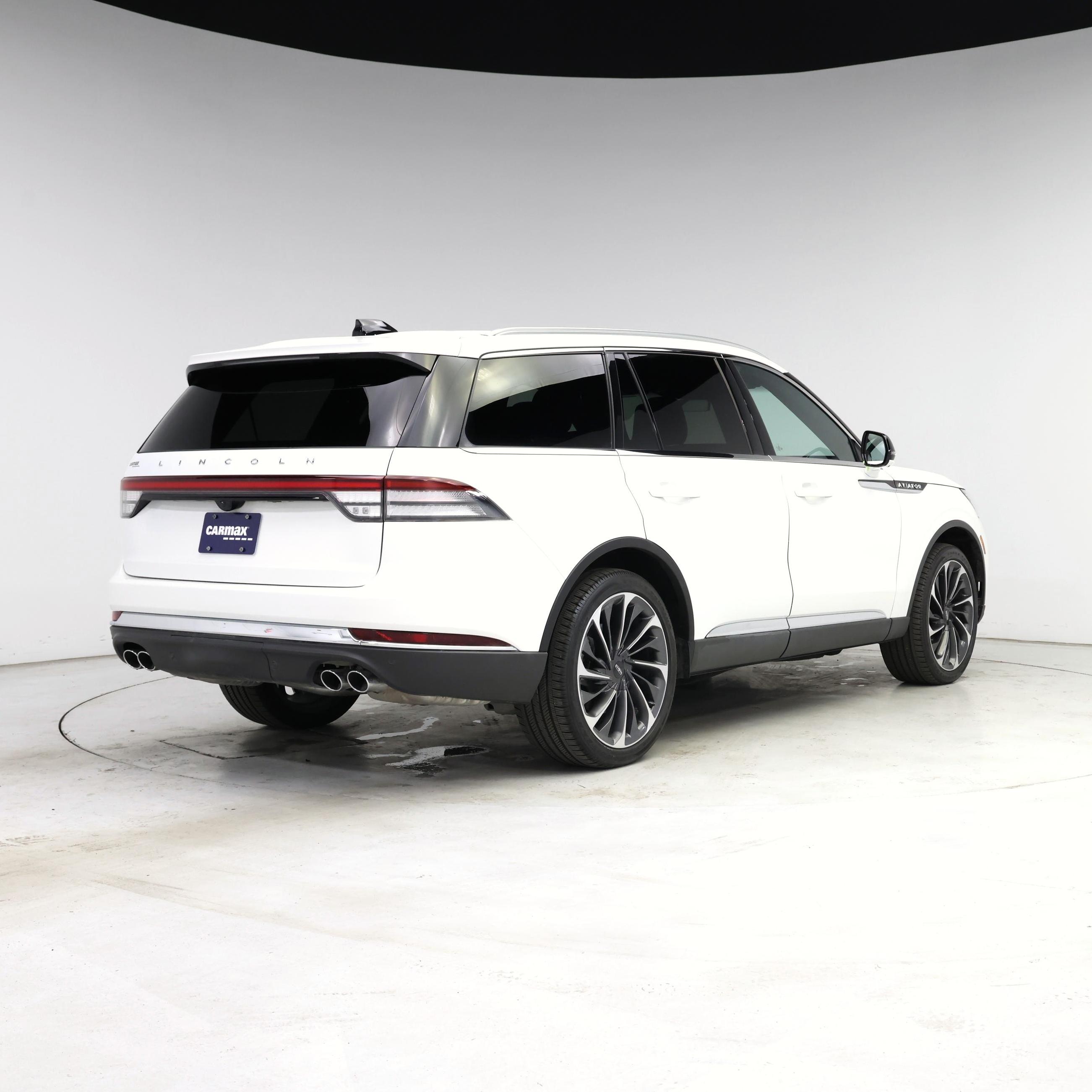 Thumbnail: 2025 Lincoln Aviator - 8
