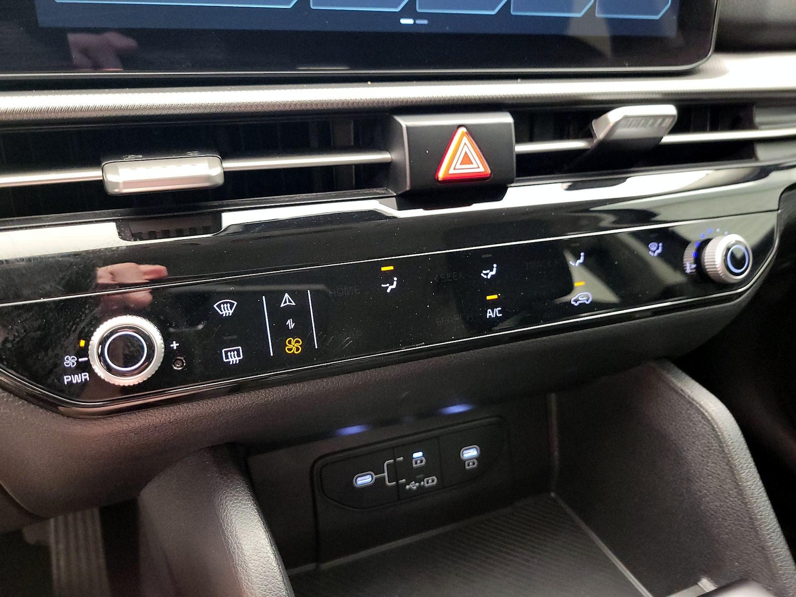 2026 Kia Sportage LX - Photo 17
