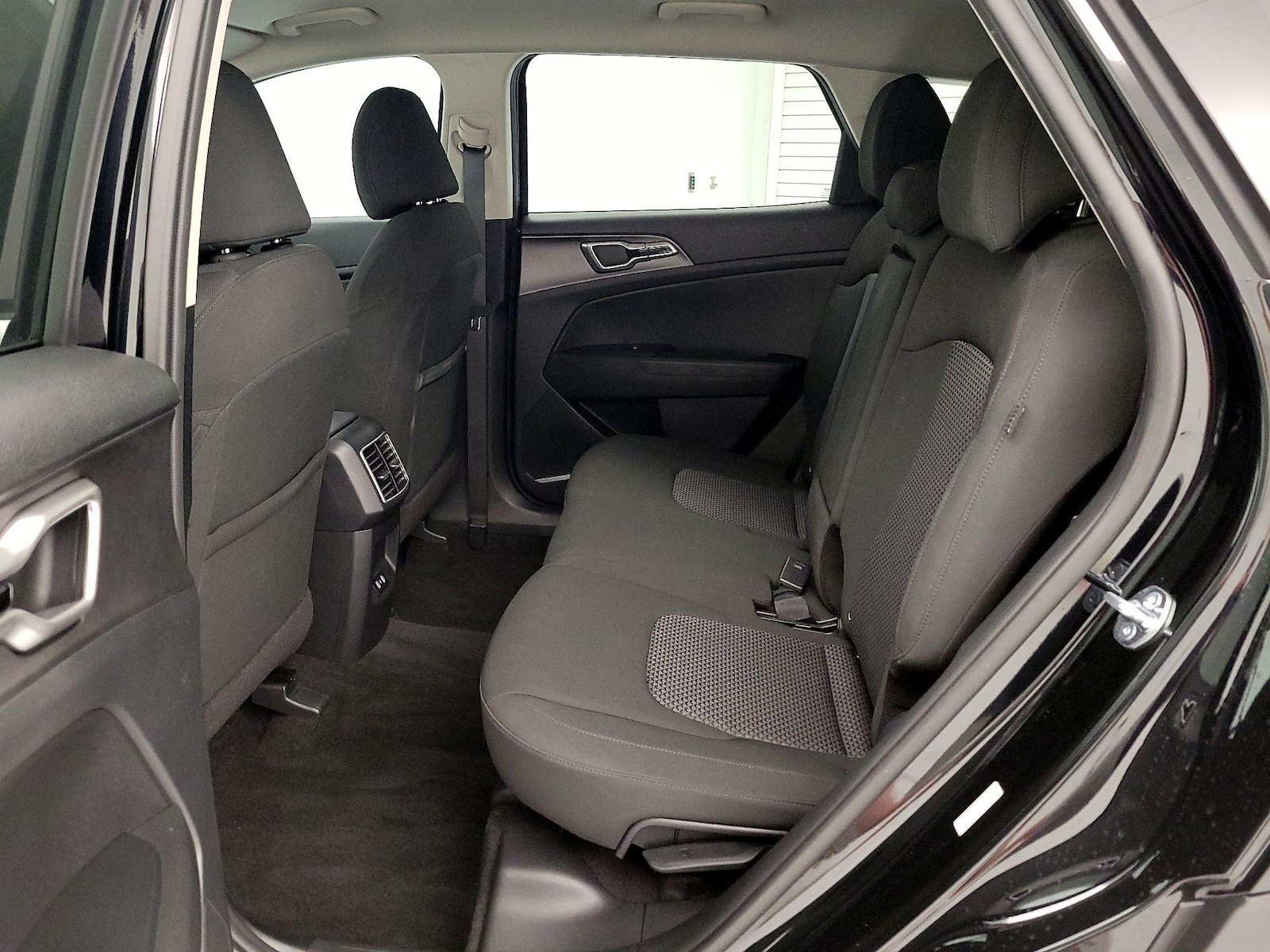 2026 Kia Sportage LX - Photo 20
