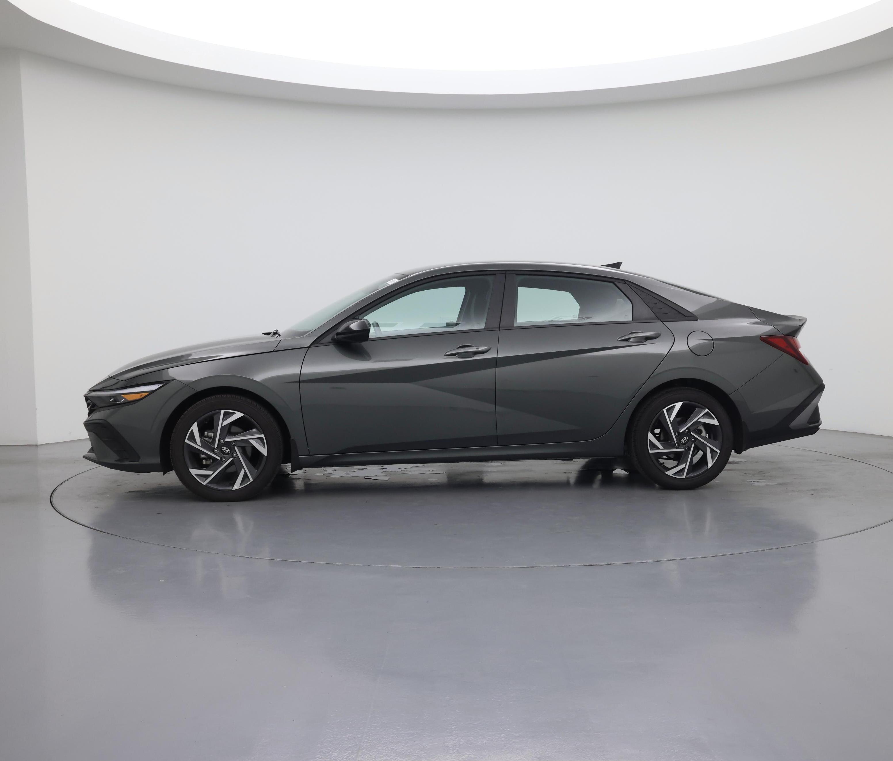 Thumbnail: 2025 Hyundai Elantra - 3