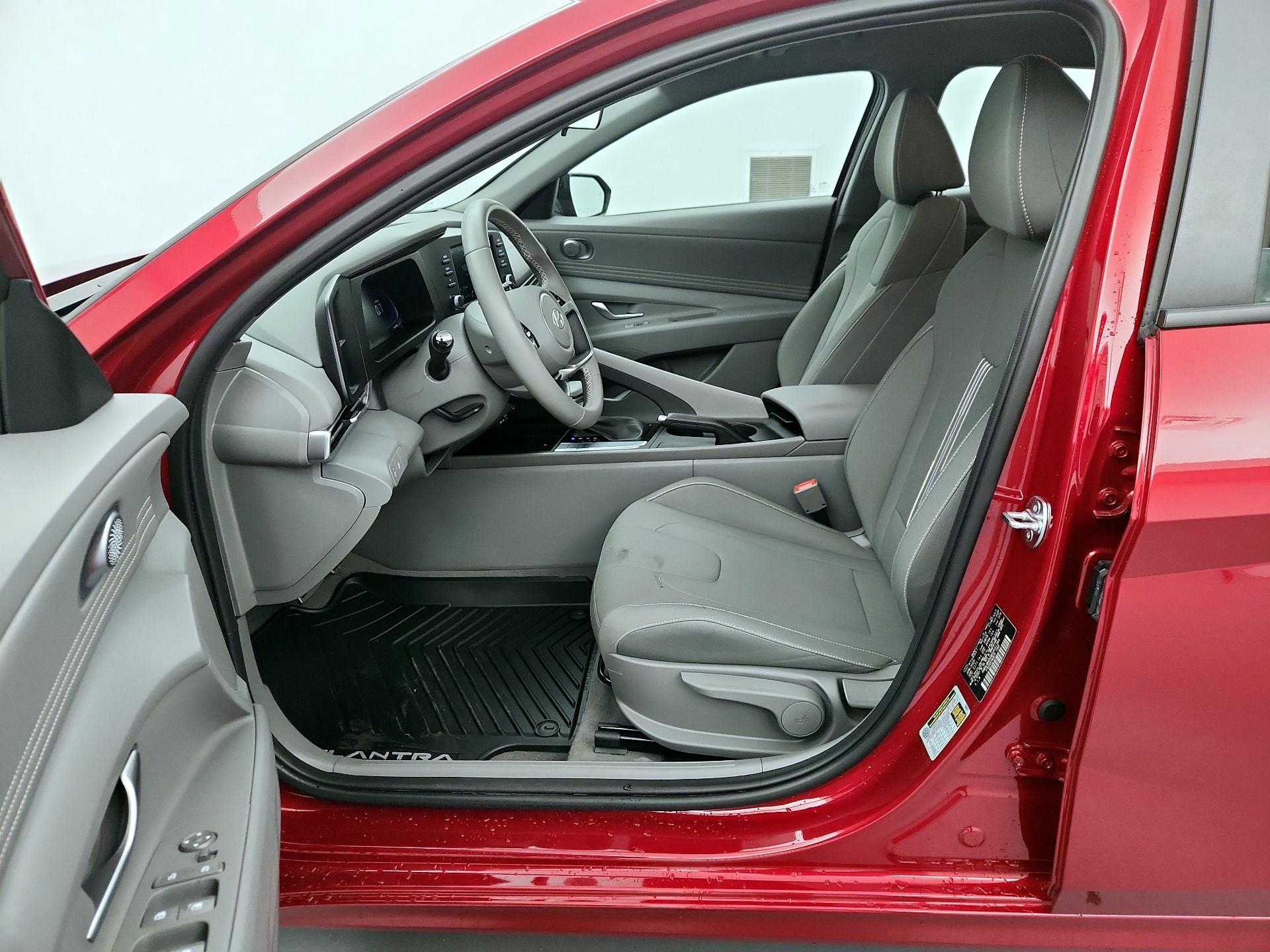 Thumbnail: 2025 Hyundai Elantra - 11