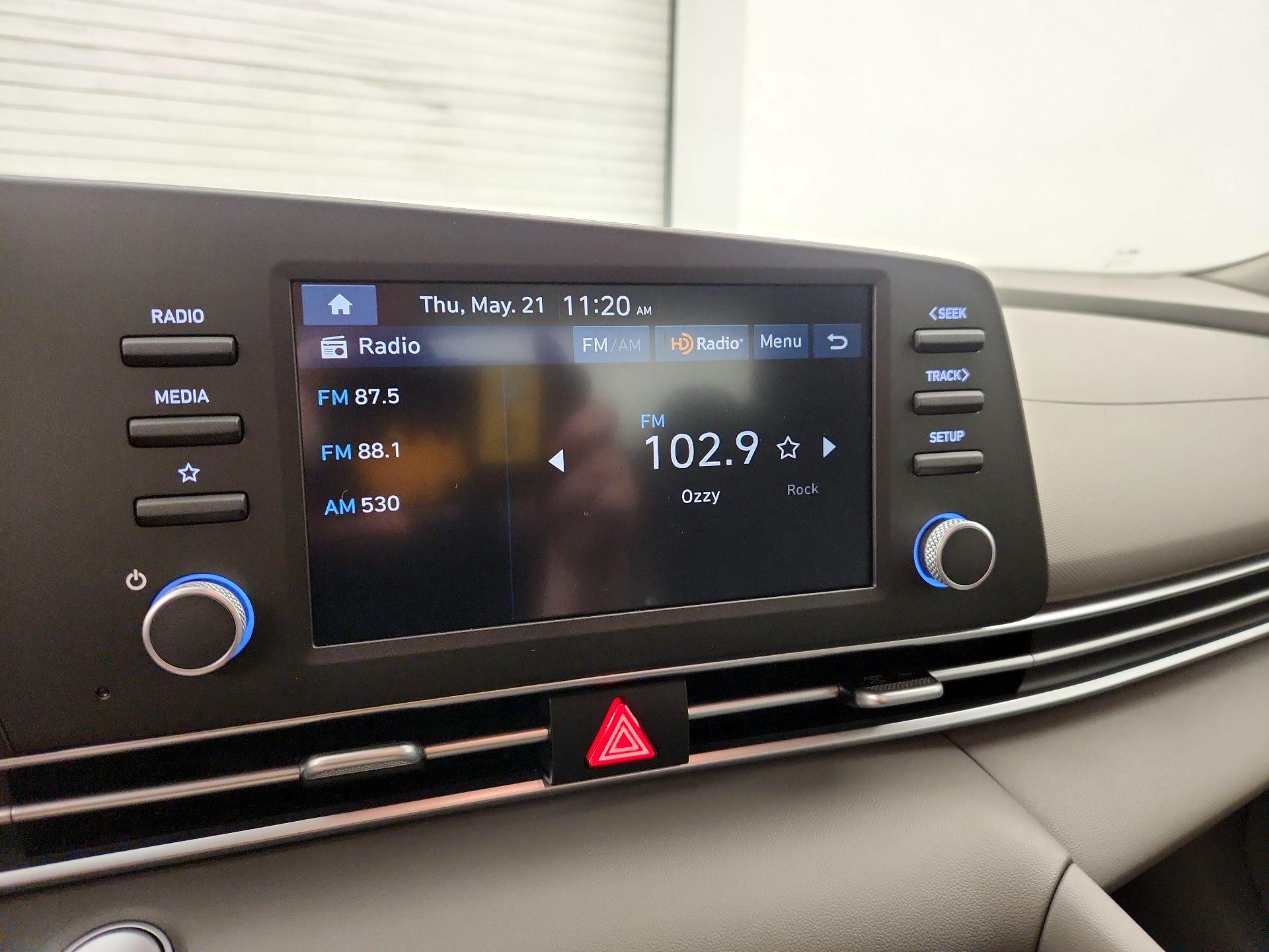Thumbnail: 2025 Hyundai Elantra - 15
