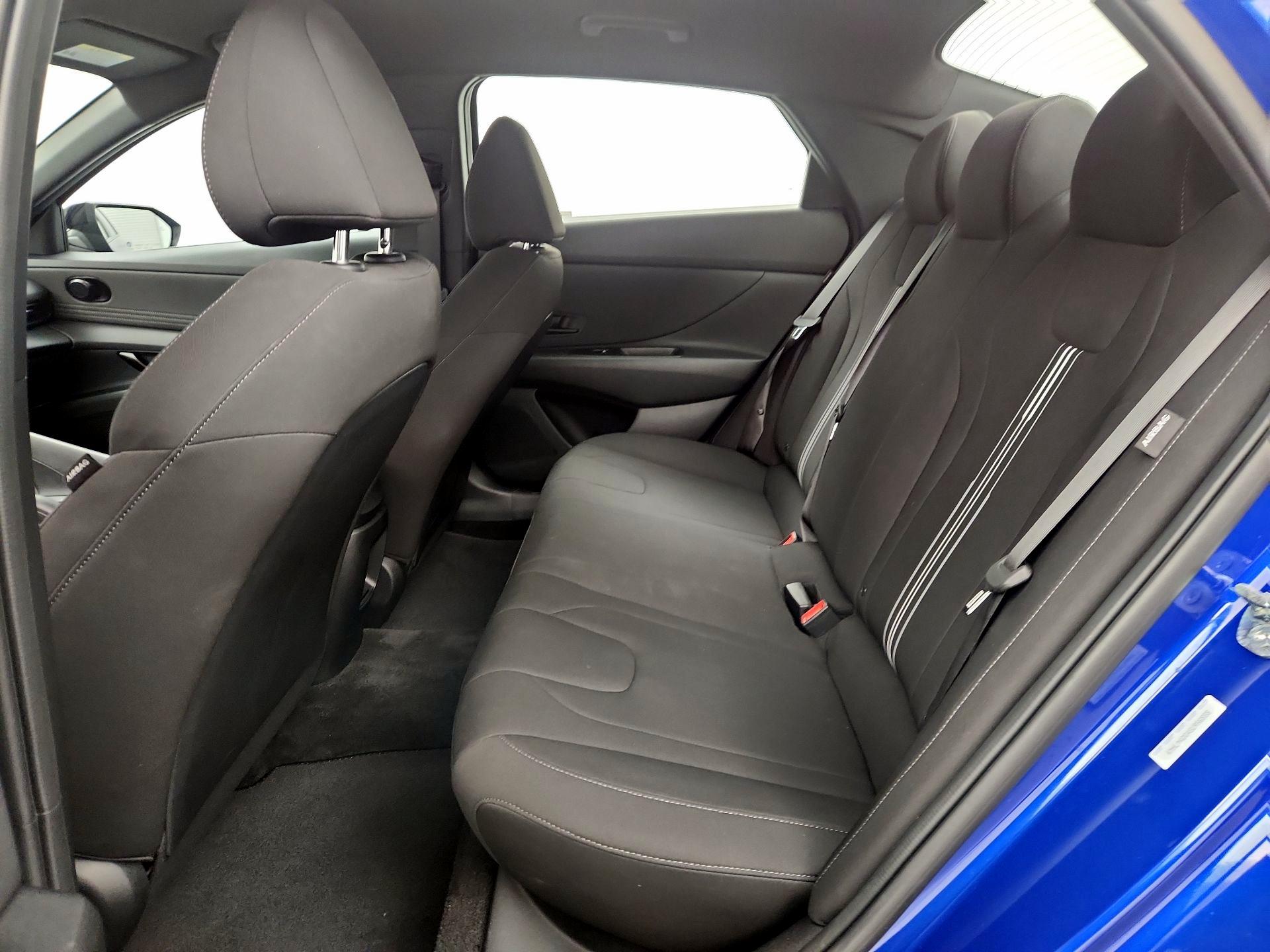Thumbnail: 2025 Hyundai Elantra - 19