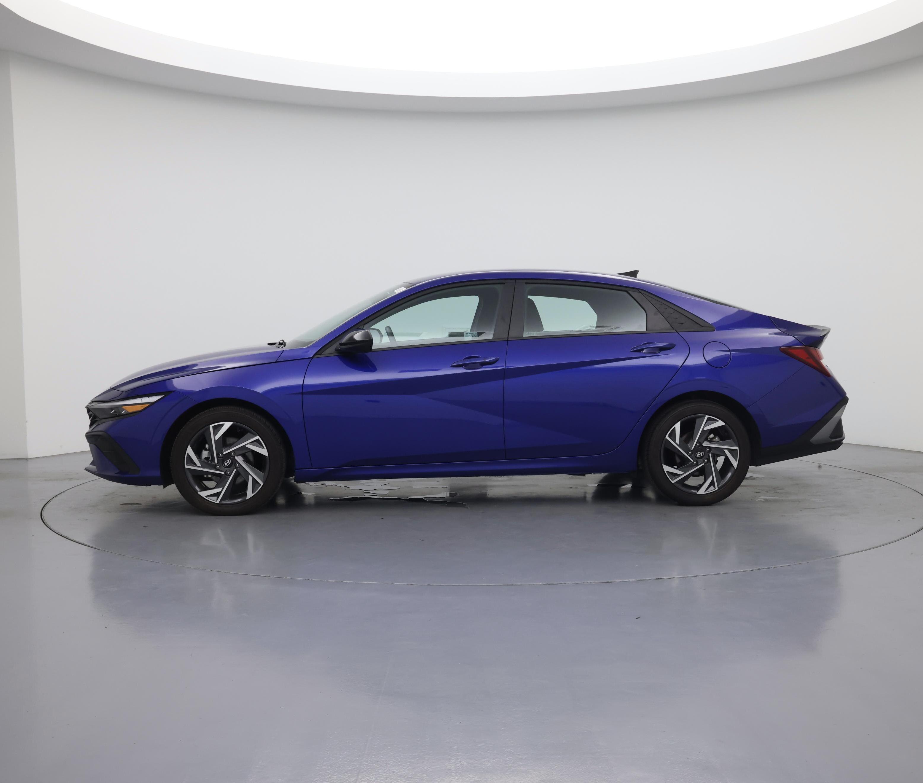 Thumbnail: 2025 Hyundai Elantra - 3