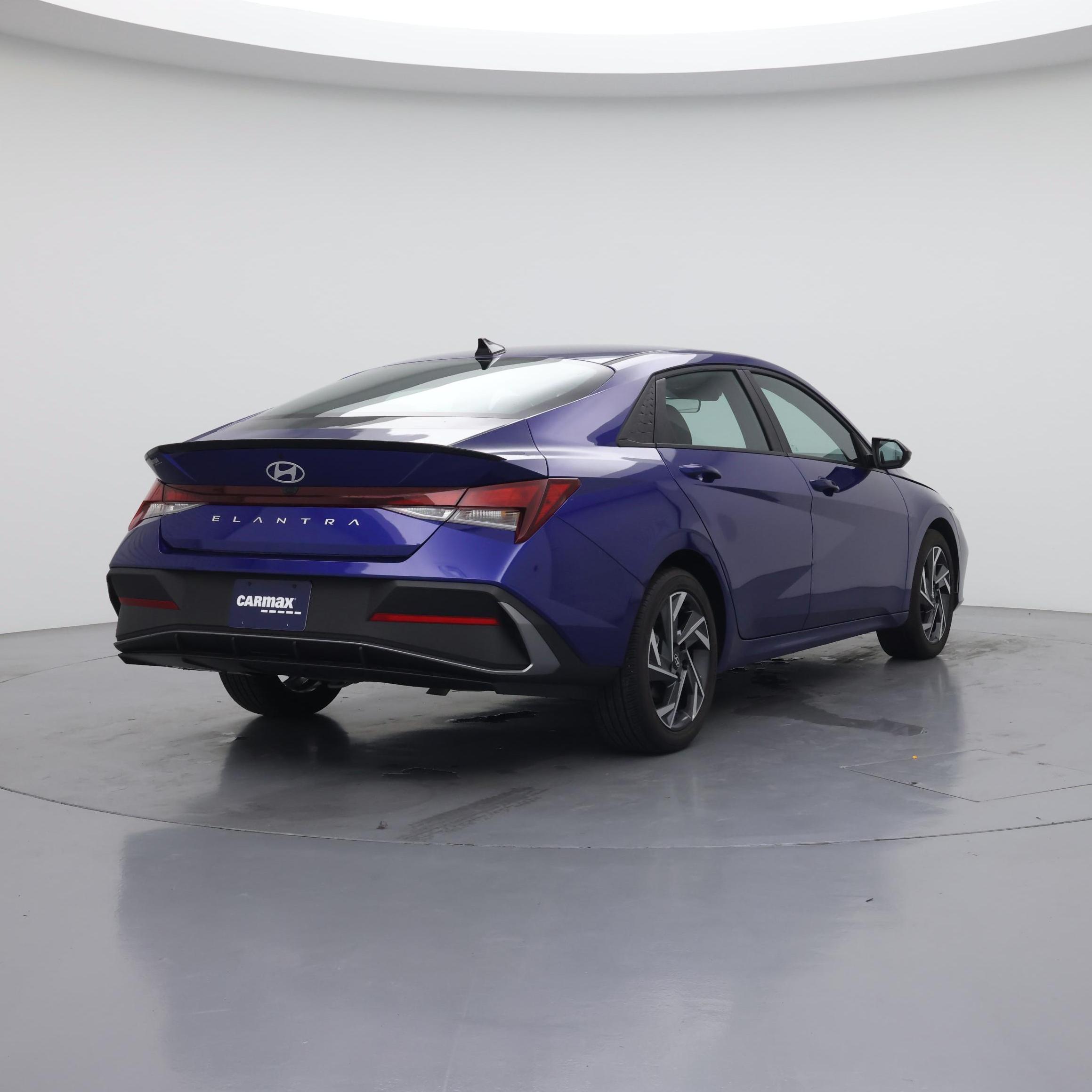 Thumbnail: 2025 Hyundai Elantra - 8