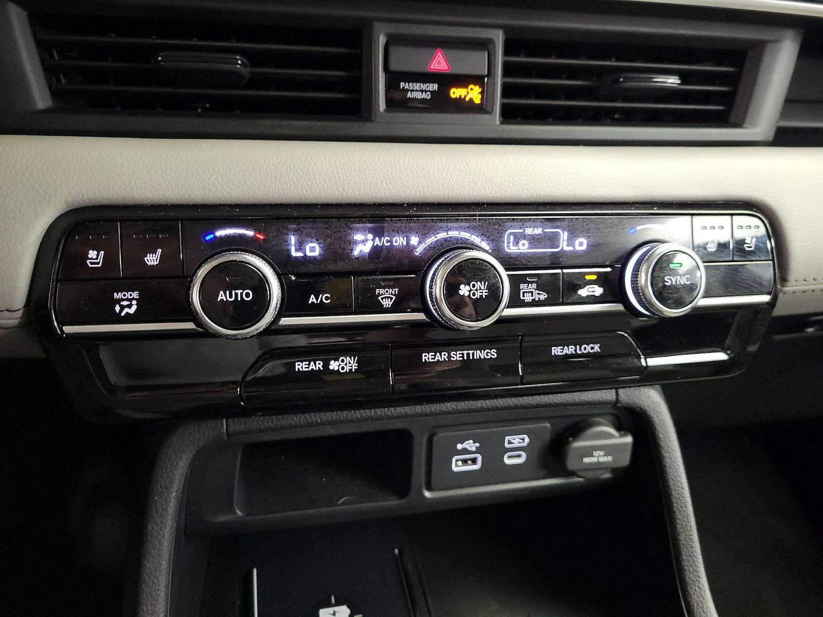 2023 Honda Pilot Elite - Photo 18