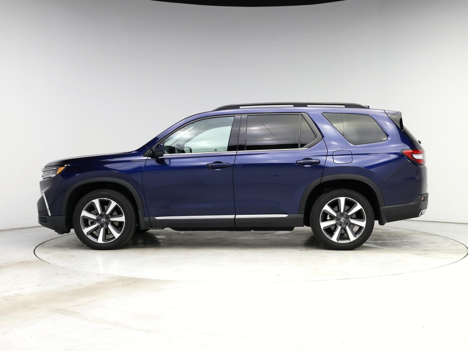 2023 Honda Pilot Elite - Photo 4