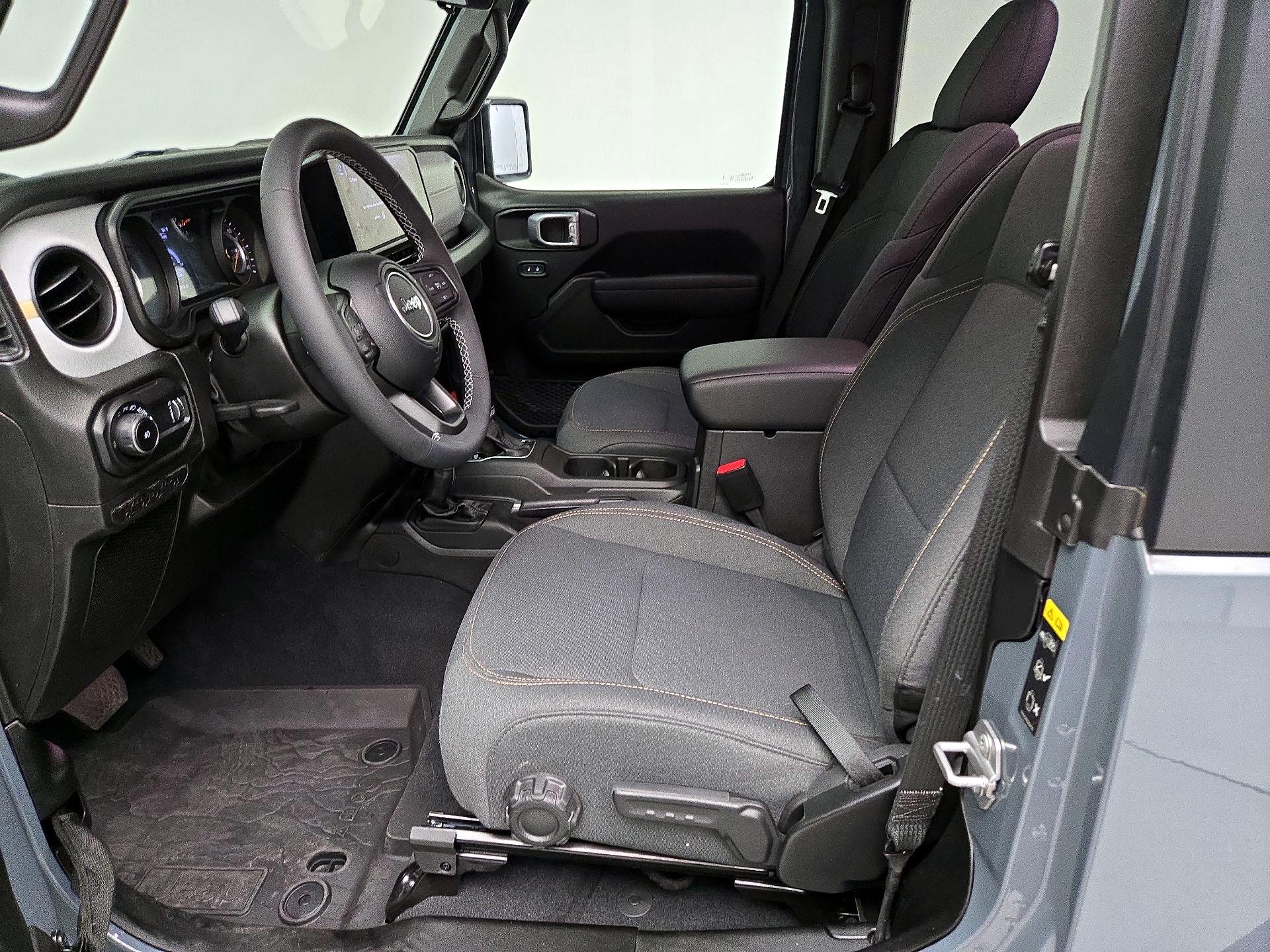 Thumbnail: 2025 Jeep Wrangler - 11