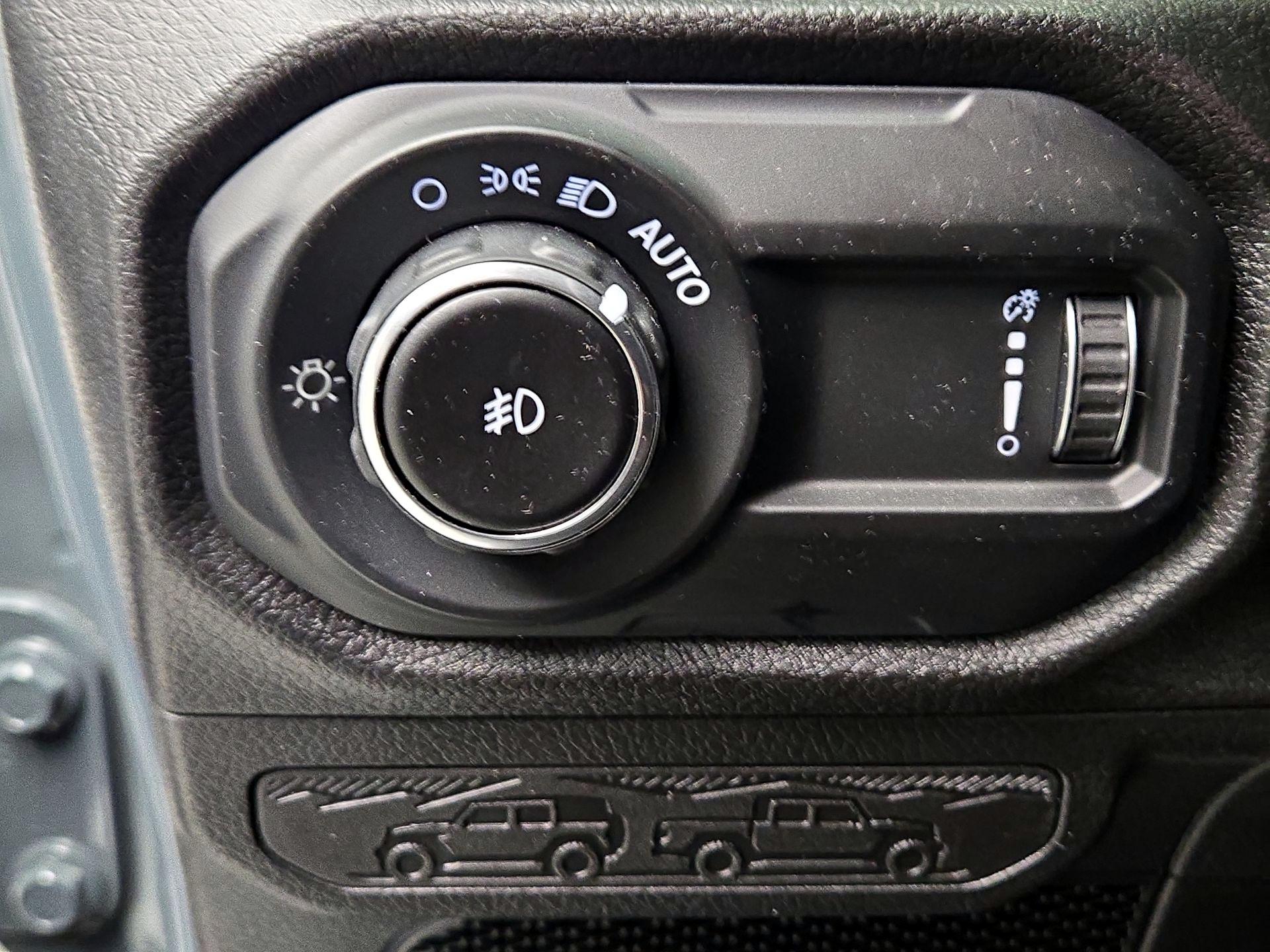 Thumbnail: 2025 Jeep Wrangler - 13