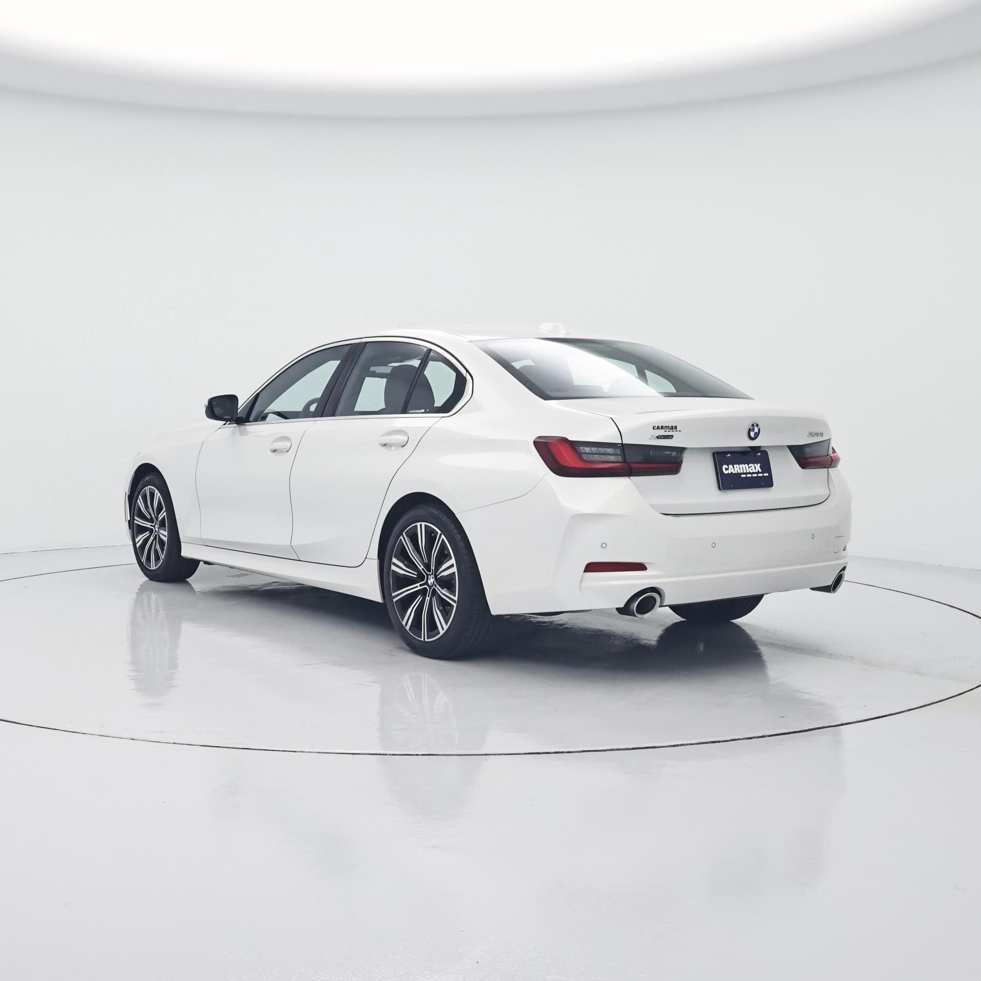Thumbnail: 2025 BMW 3 Series - 2