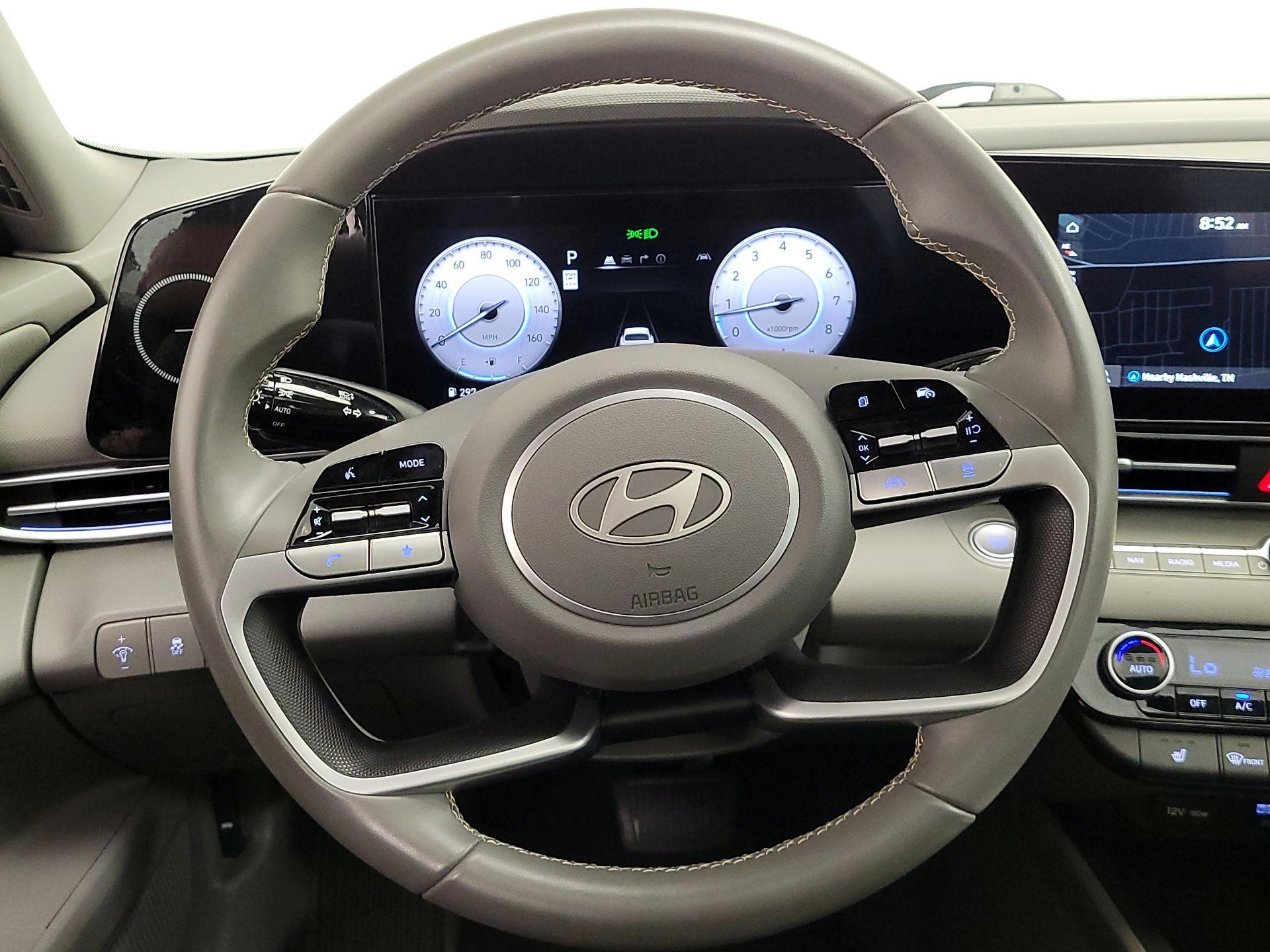 Thumbnail: 2025 Hyundai Elantra - 10