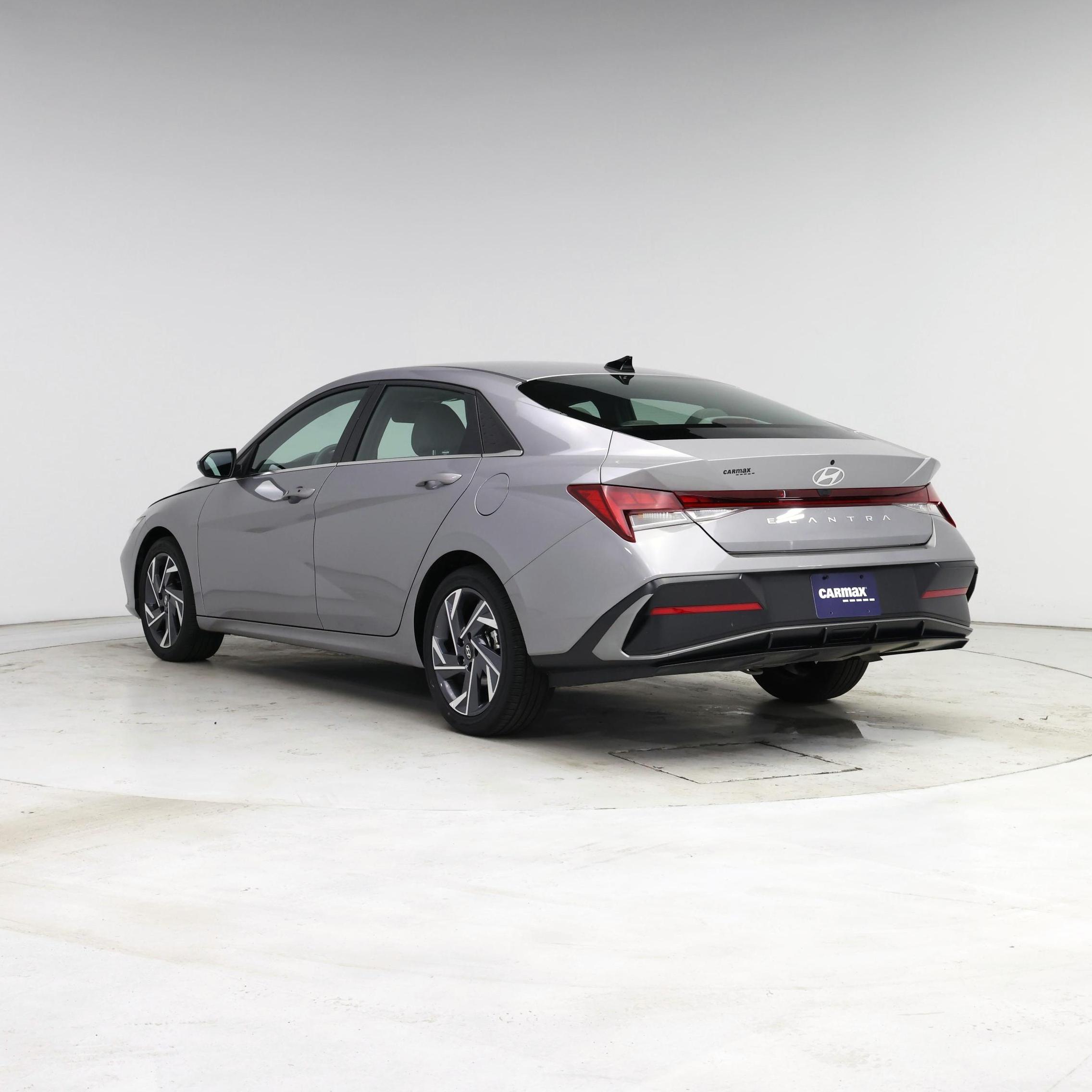 Thumbnail: 2025 Hyundai Elantra - 2