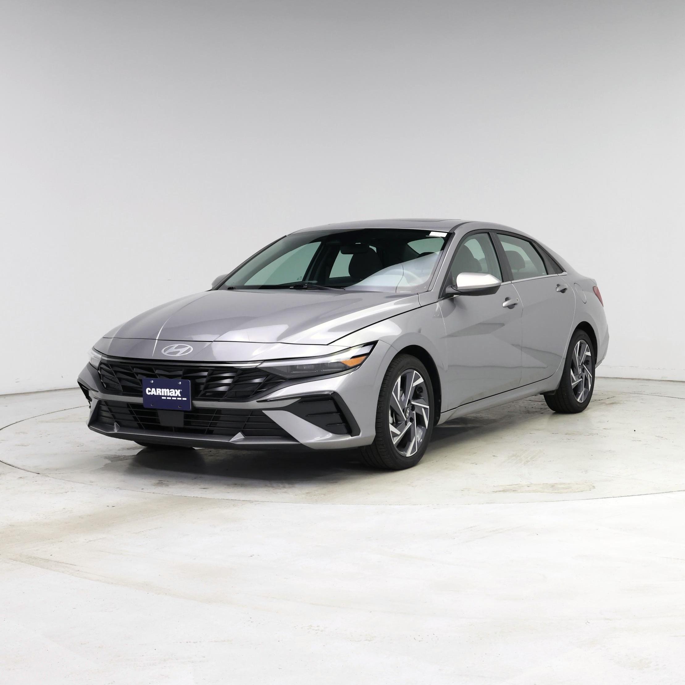 Thumbnail: 2025 Hyundai Elantra - 4