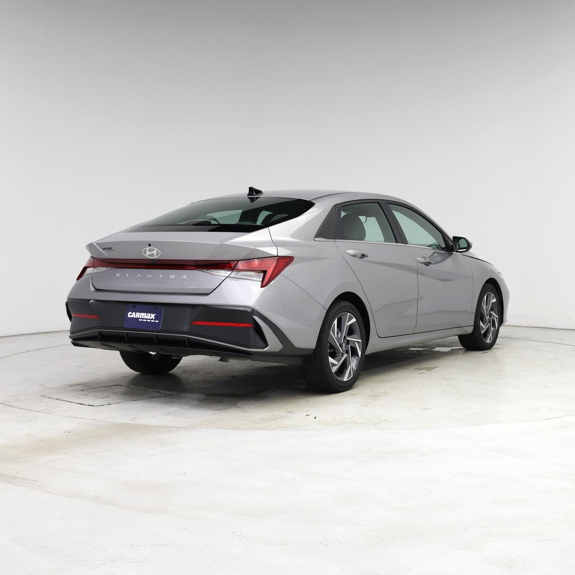 Thumbnail: 2025 Hyundai Elantra - 8